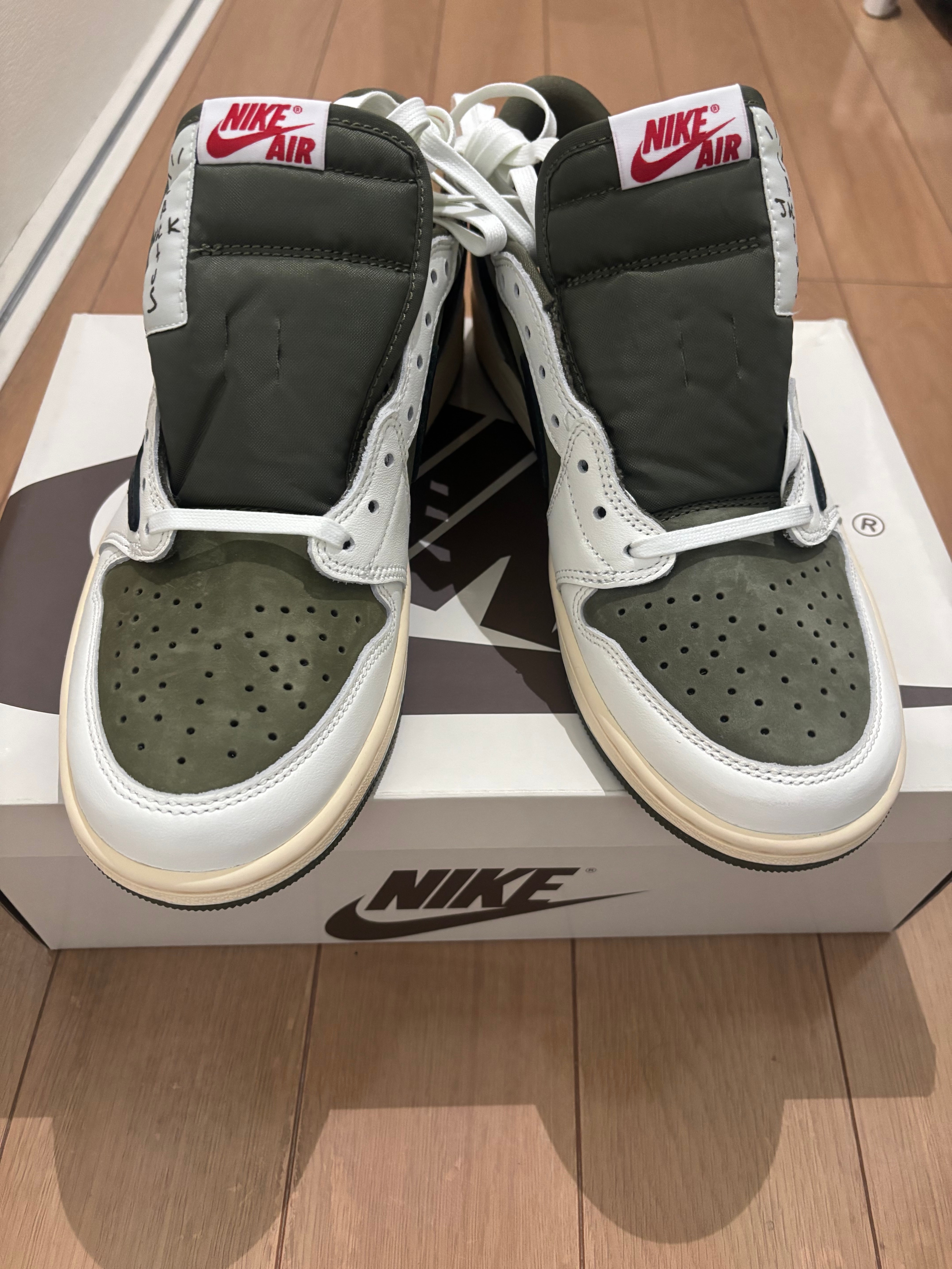 Travis Scott × Nike Air Jordan 1 Low OG SP "Reverse Olive"