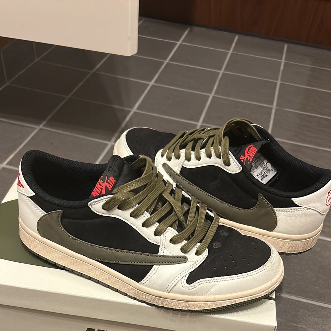 Travis Scott × Nike Women's Air Jordan 1 Low OG "Medium Olive"