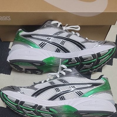 Asics Gel-Kayano 14 "White/Malachite Green"