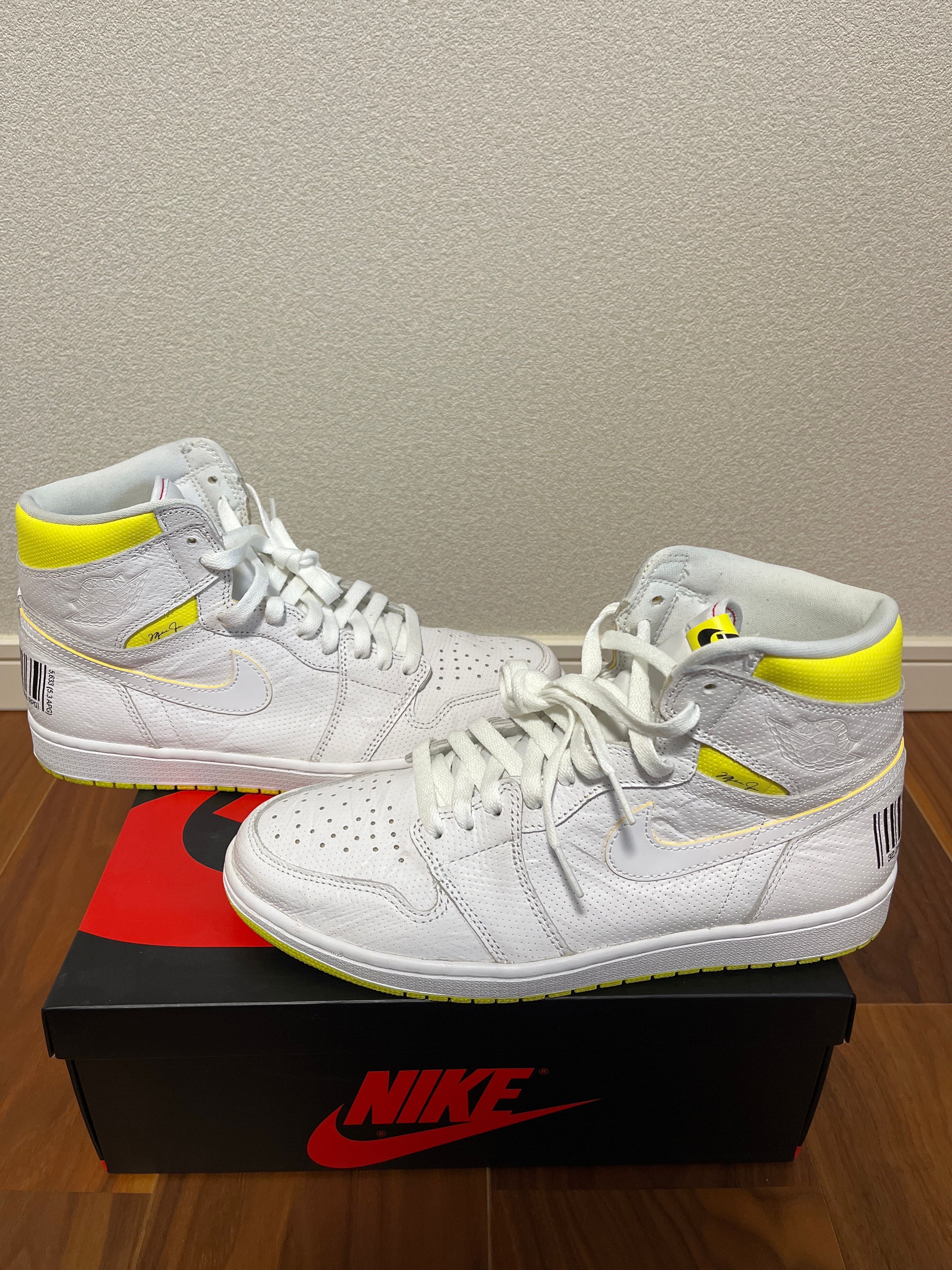 Nike Air Jordan 1 High OG "First Class Flight"