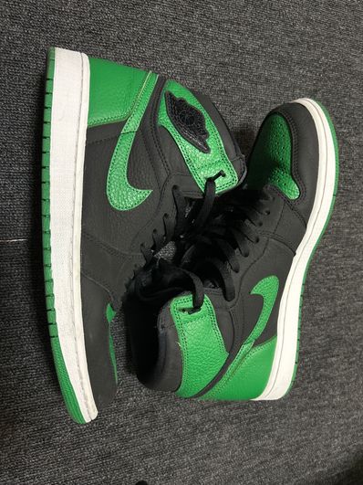 Nike Air Jordan 1 Retro High OG "Black/Pine Green" (2020)
