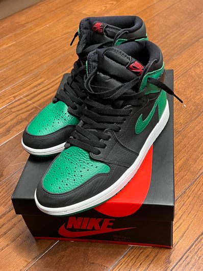 Nike Air Jordan 1 Retro High OG "Black/Pine Green" (2020)