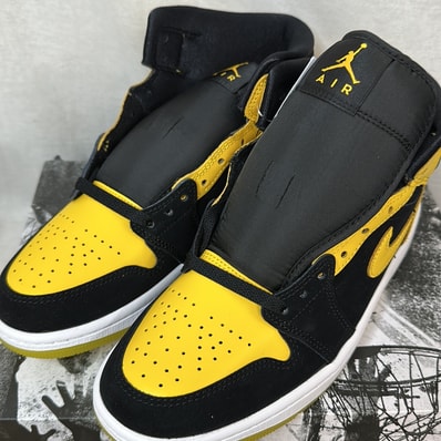 Nike Air Jordan 1 Mid SE "New Love" (2025)