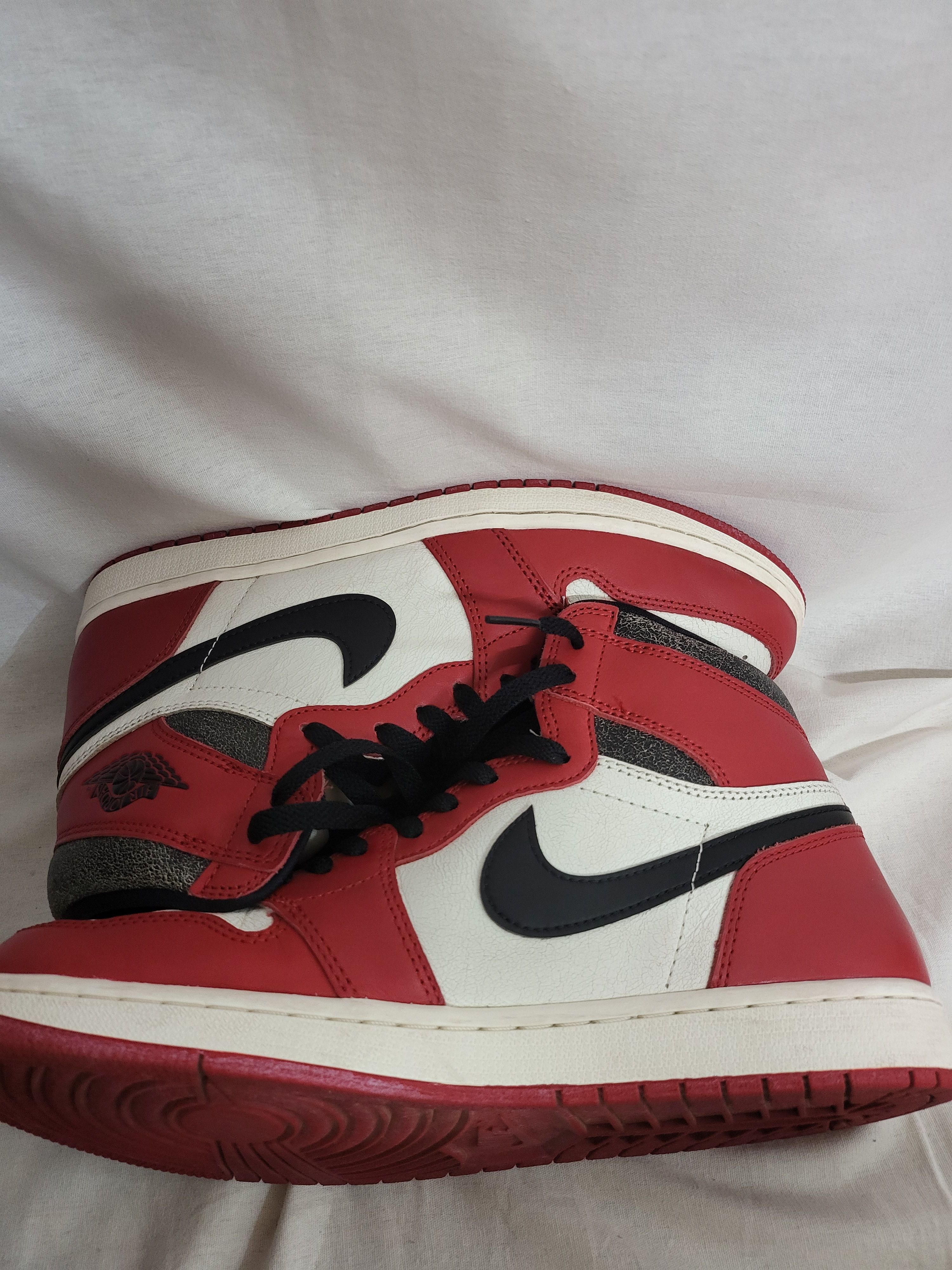 Nike Air Jordan 1 High OG "Lost & Found/Chicago"