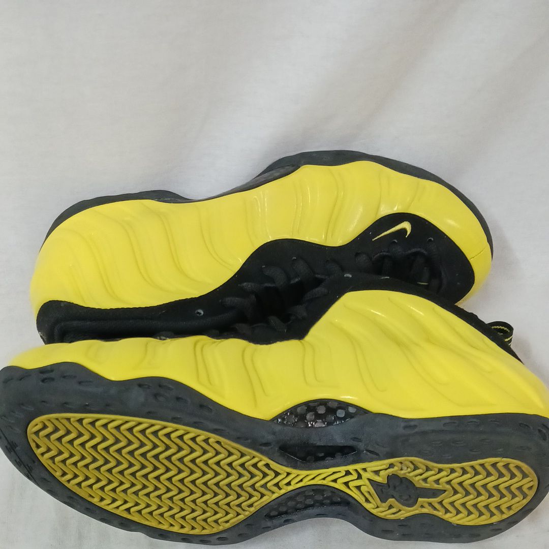 Nike Air Foamposite One "Optic Yellow"