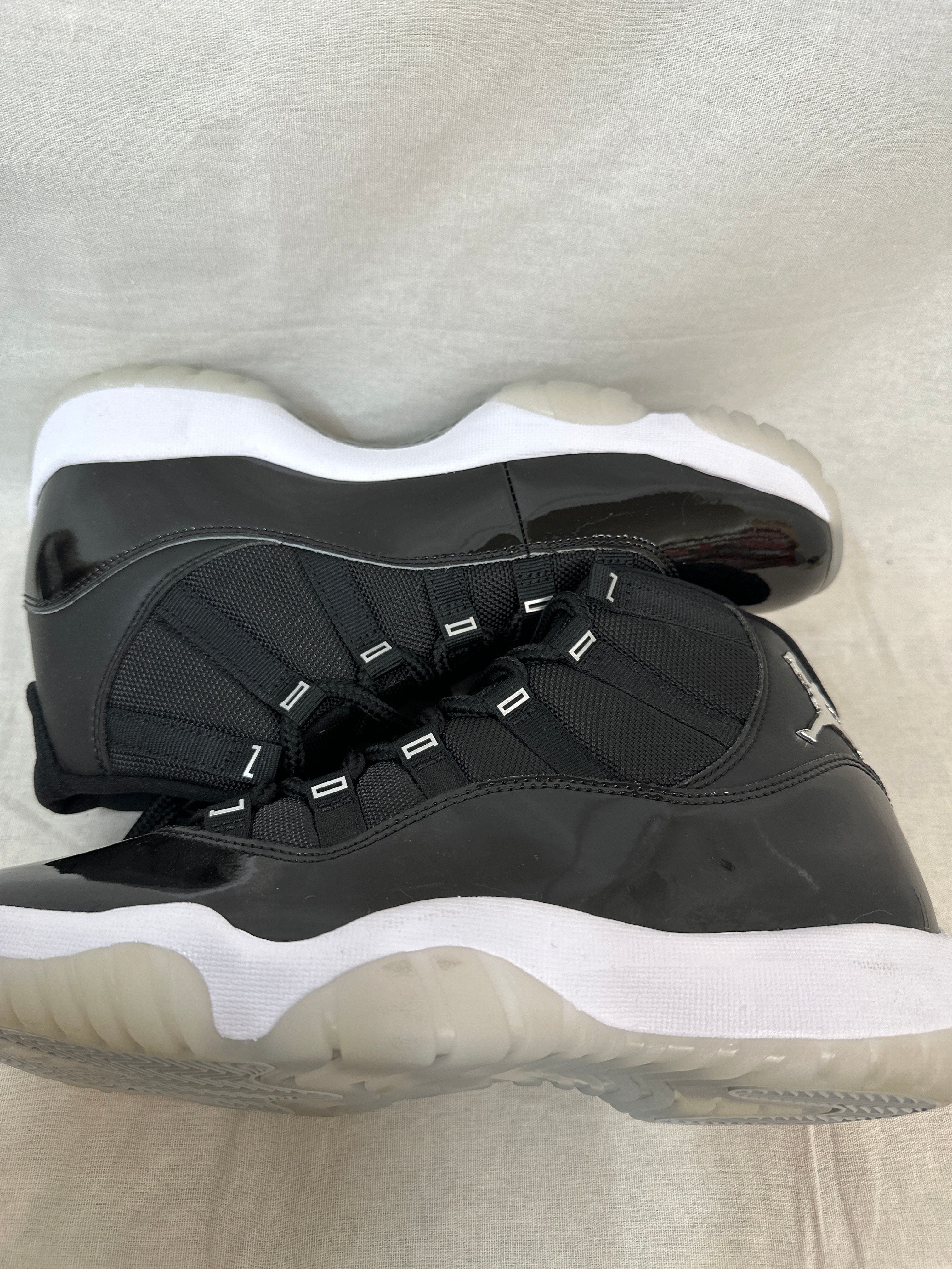Nike Air Jordan 11 "Jubilee"