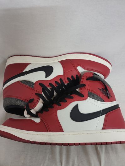 Nike Air Jordan 1 High OG "Lost & Found/Chicago"
