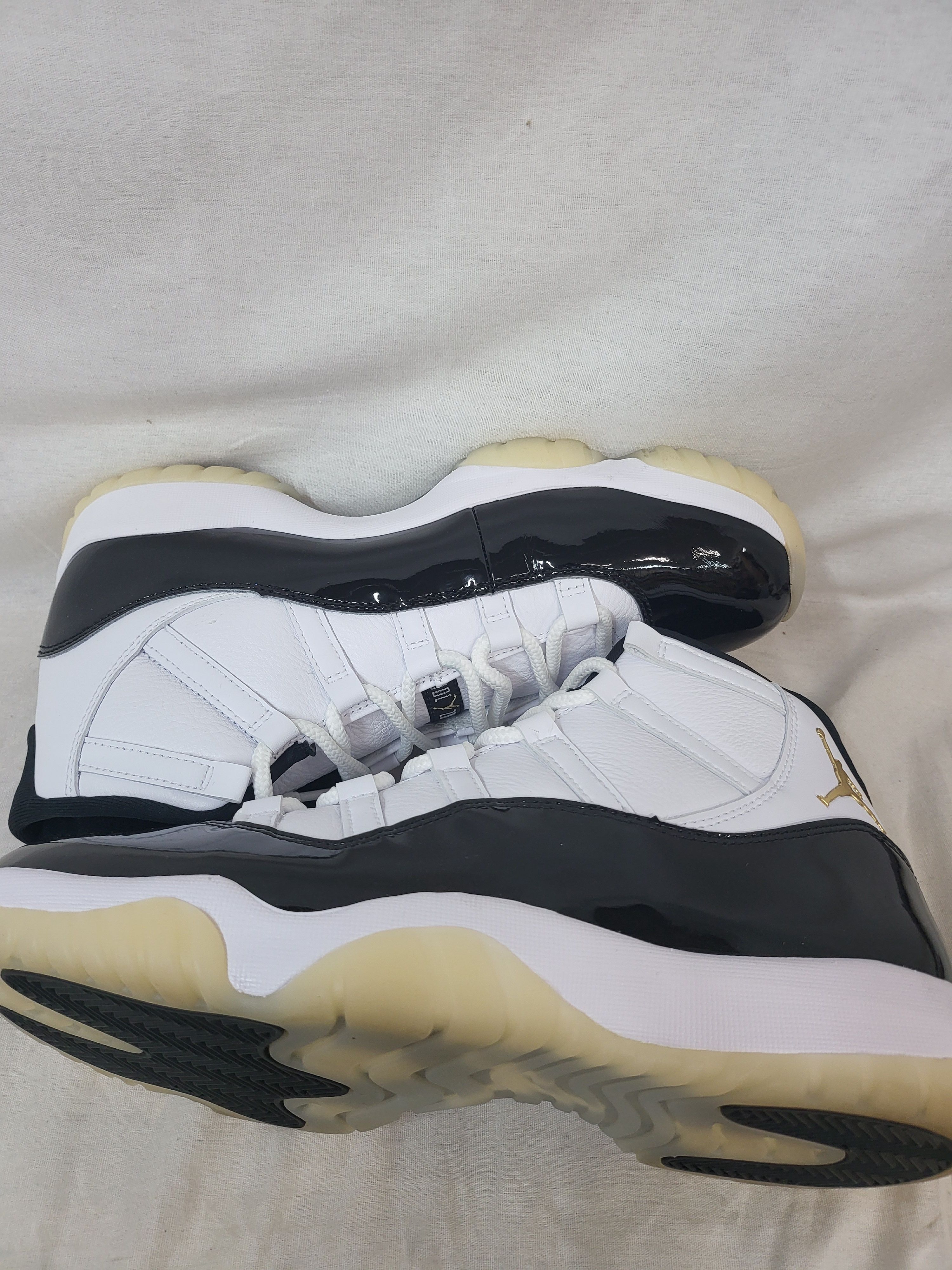 Nike Air Jordan 11 Retro "Gratitude"