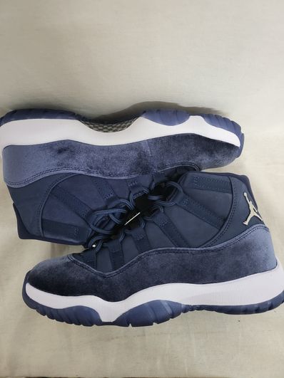 Nike Women's Air Jordan 11 "Midnight Navy"