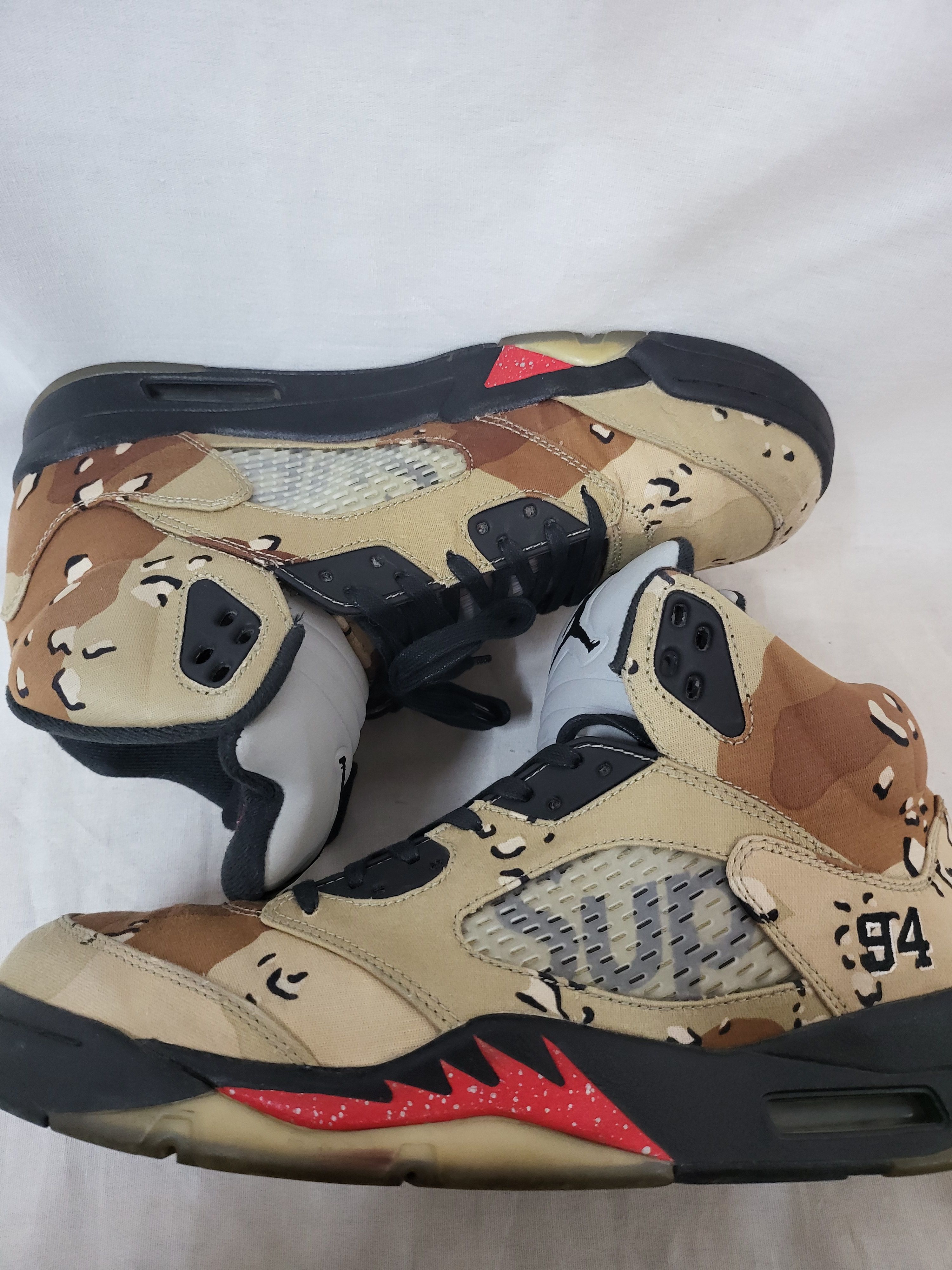 Supreme × Nike Air Jordan 5 Retro "Desert Camo"
