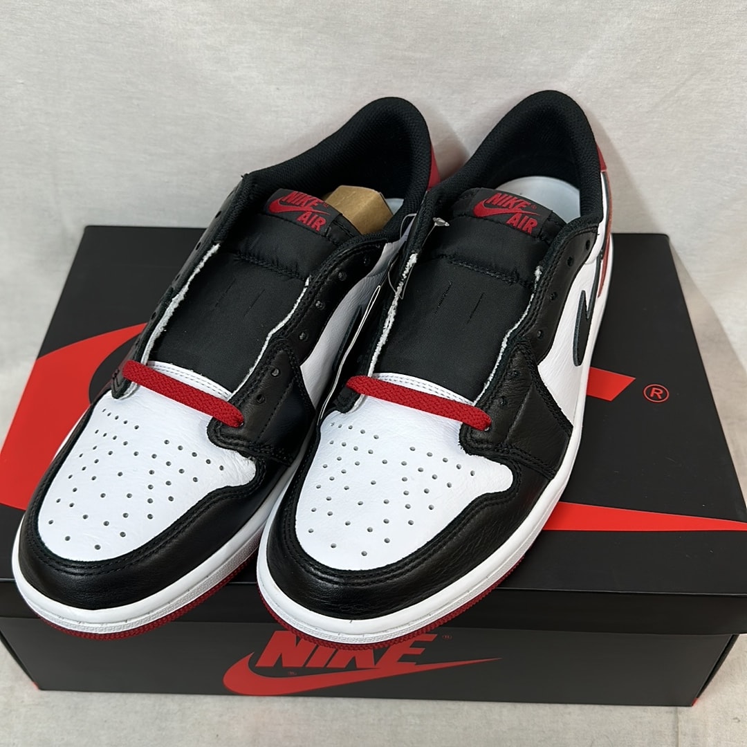 Nike Air Jordan 1 Retro Low OG "Black Toe"