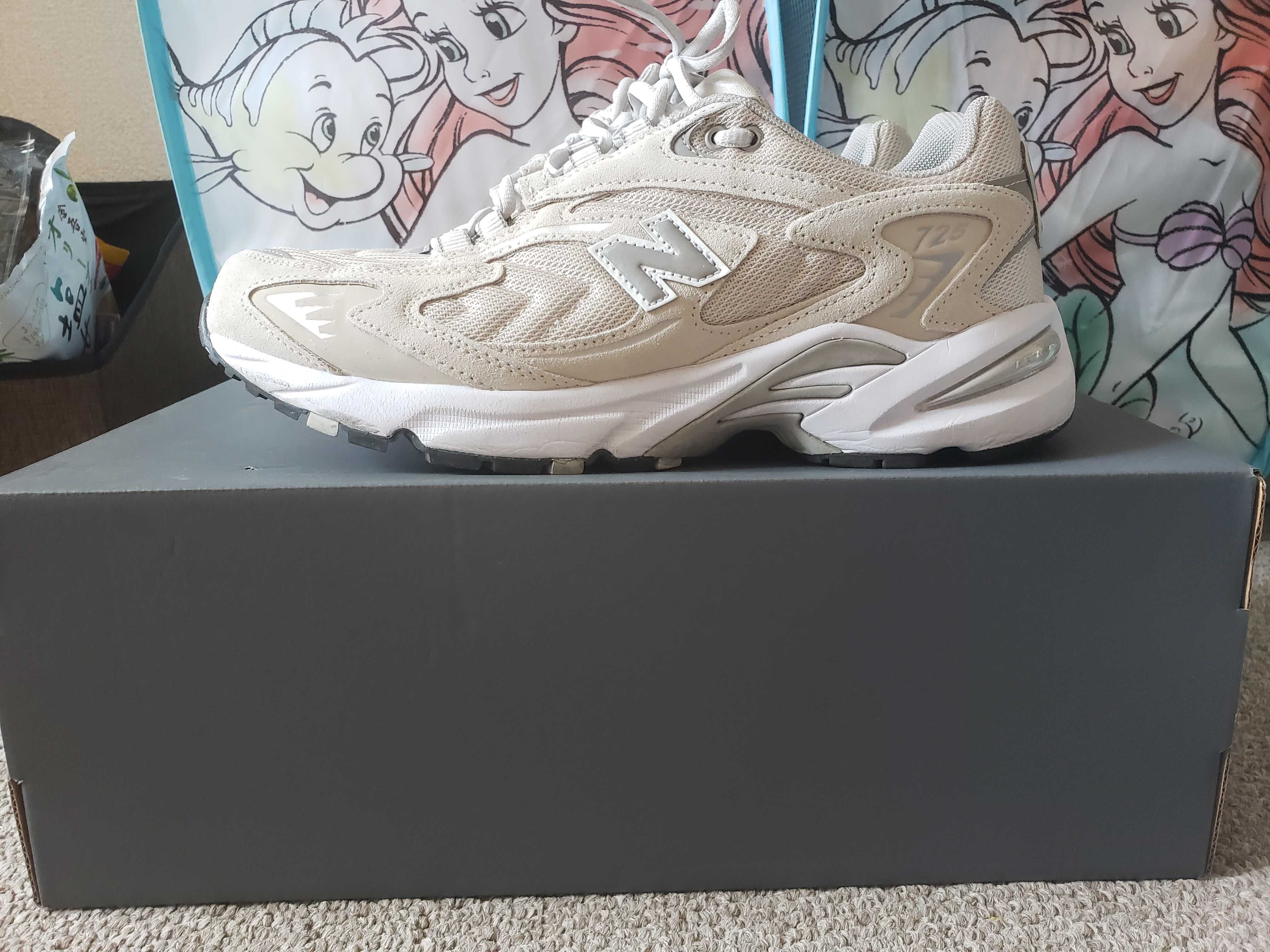 New Balance ML725G "Beige"