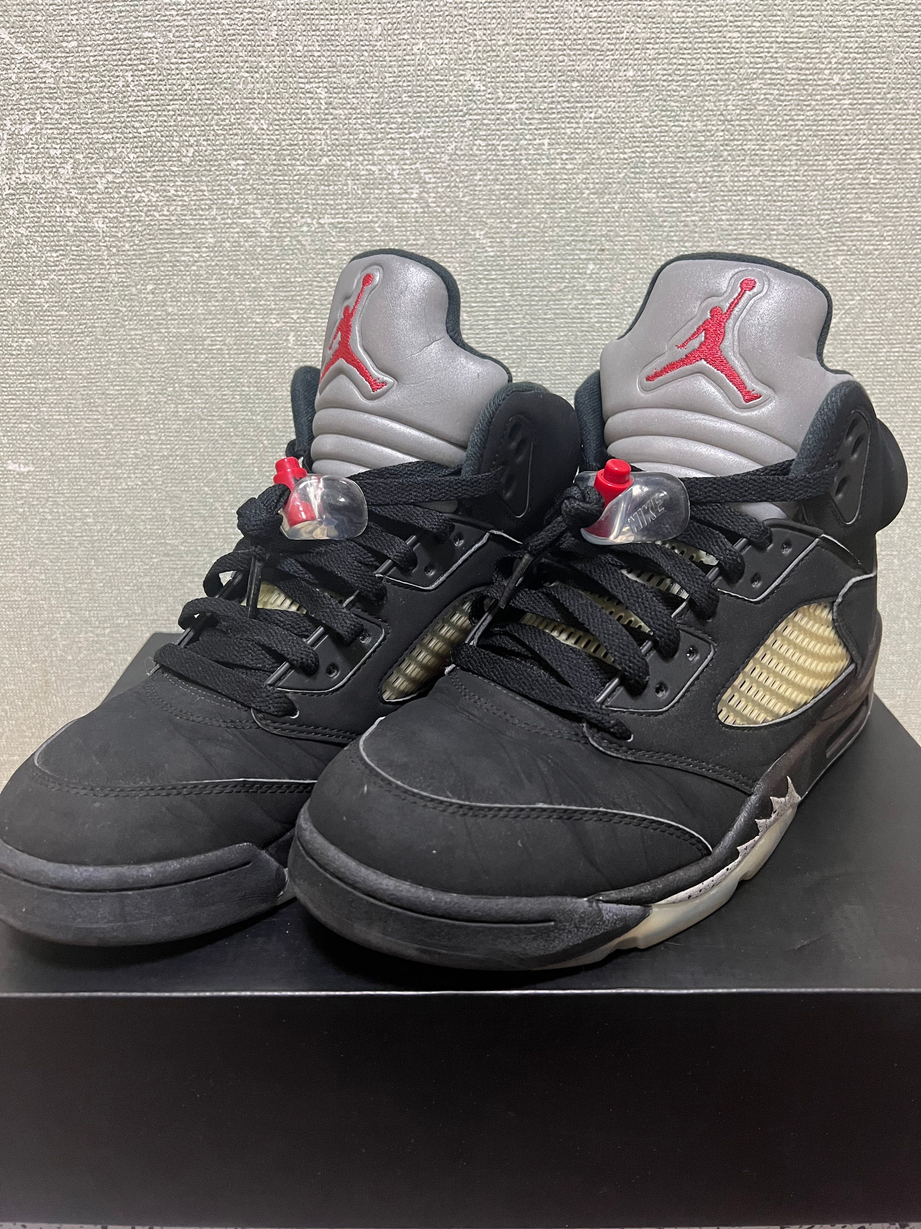 Nike Air Jordan 5 Retro OG "Black/Fire Red/Metallic Silver/White" (2016)