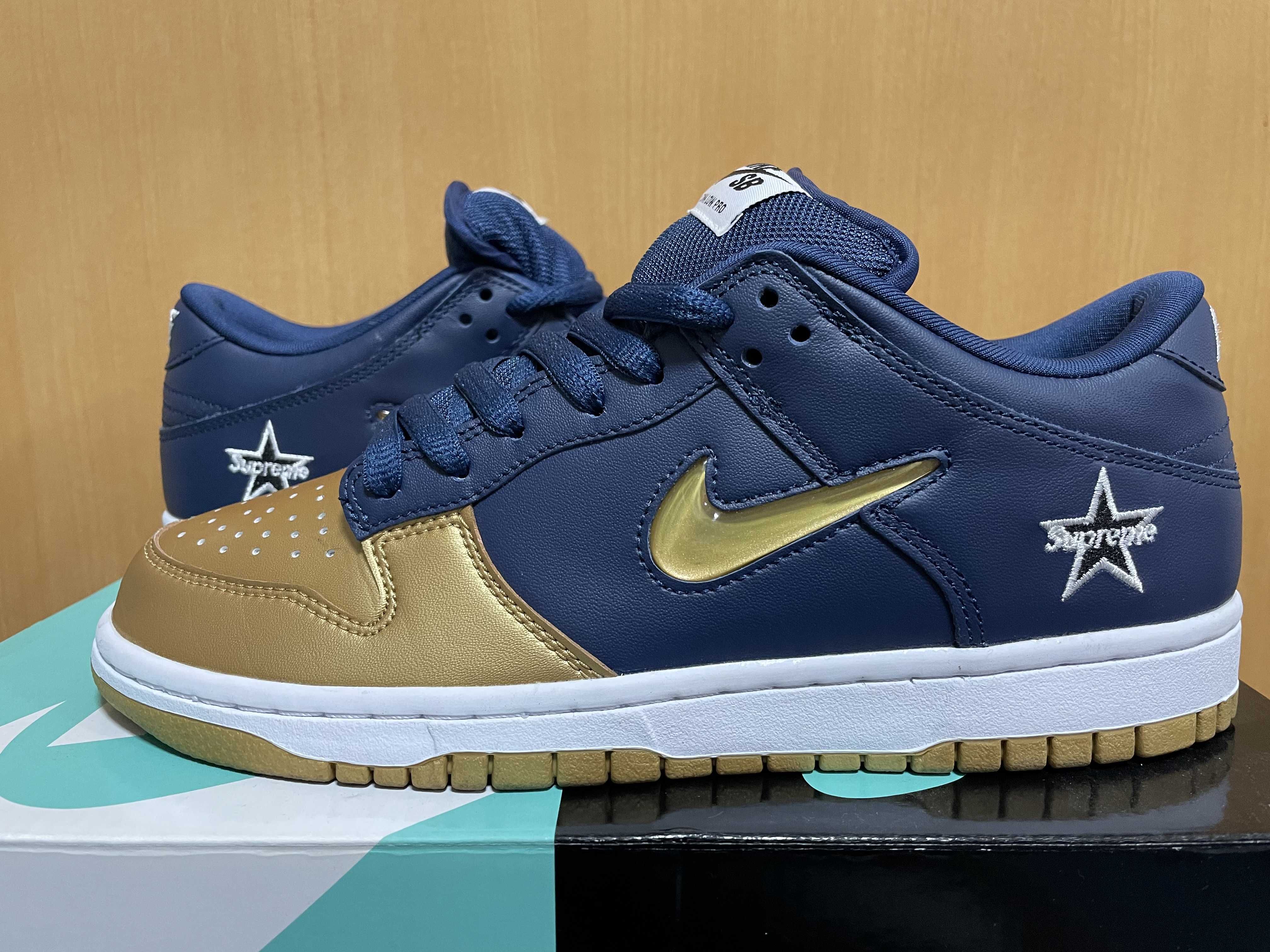 Supreme × Nike SB Dunk Low OG QS "Metallic Gold/Navy"