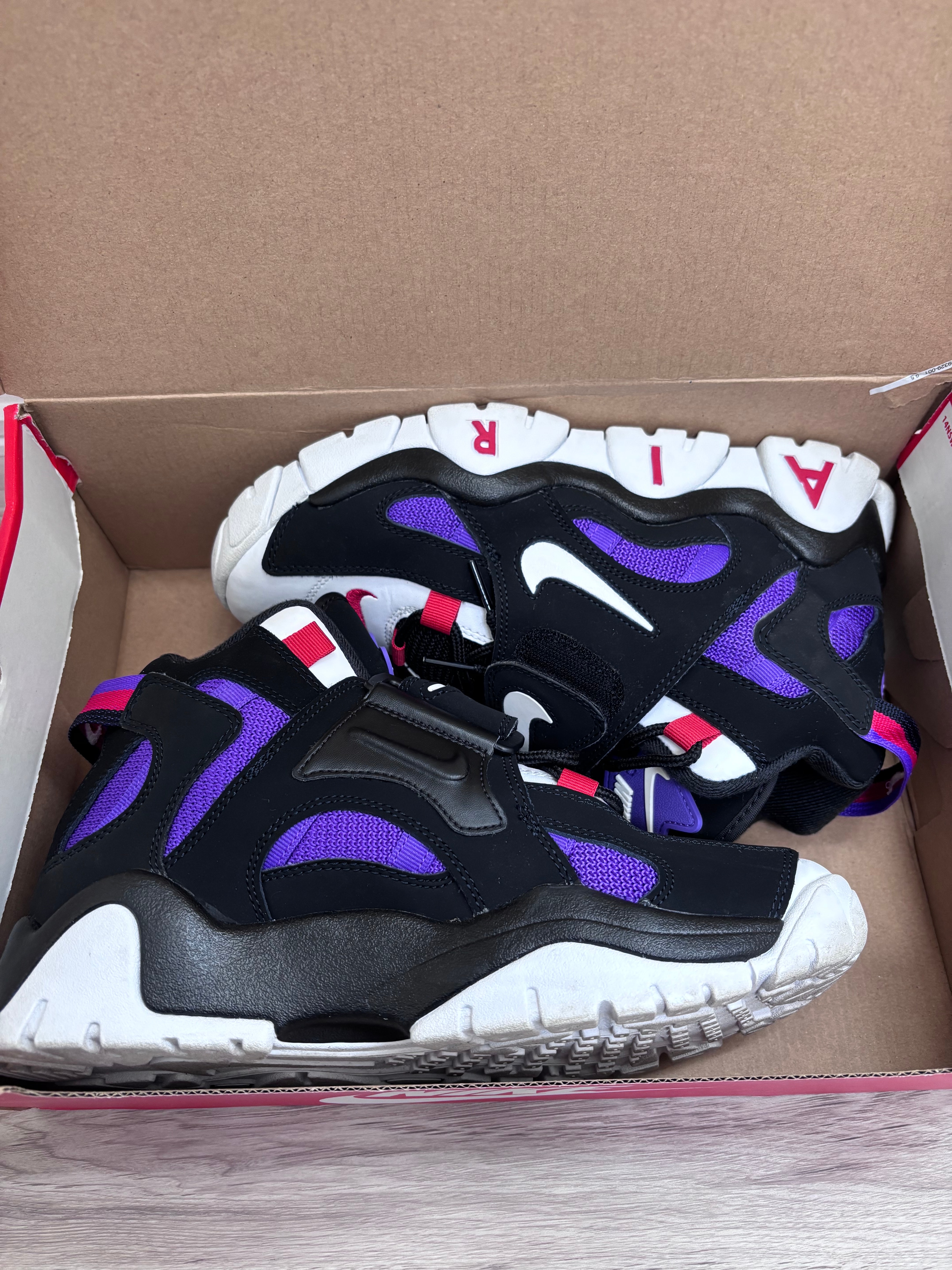 Nike Air Barrage Mid "Raptors"