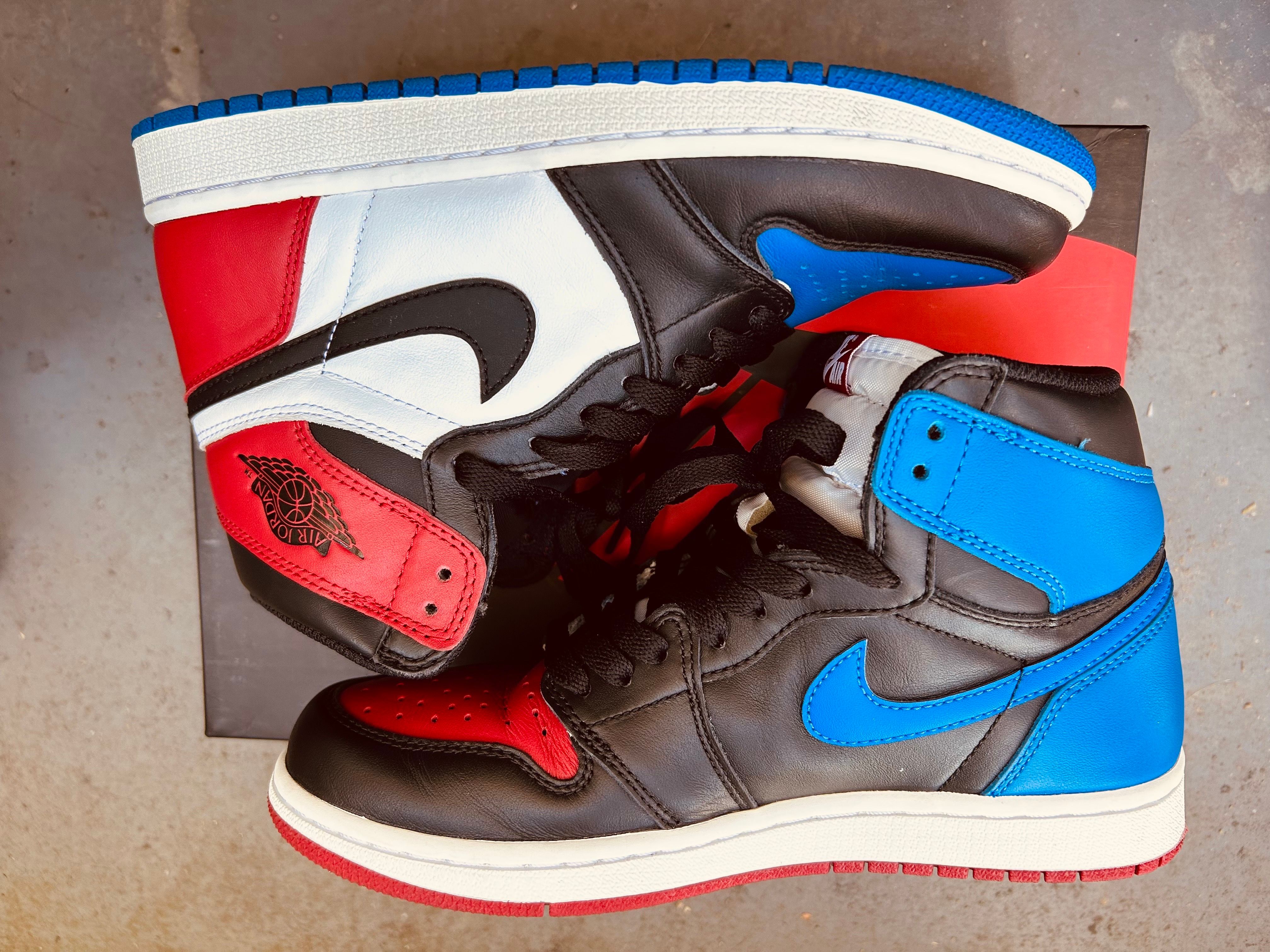 Nike Air Jordan 1 Retro High "Top 3"