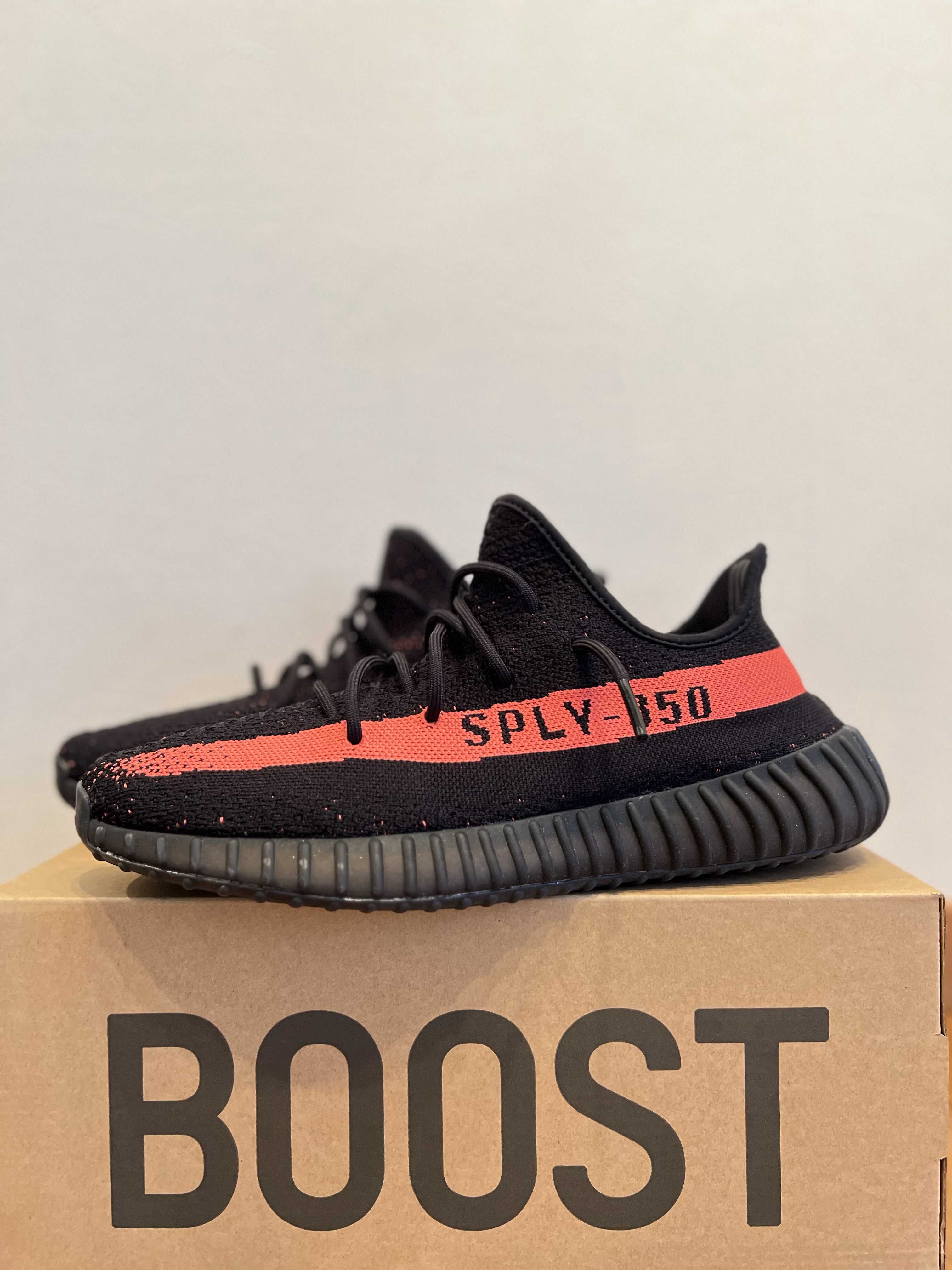 adidas YEEZY Boost 350 V2 "Core Black/Red"