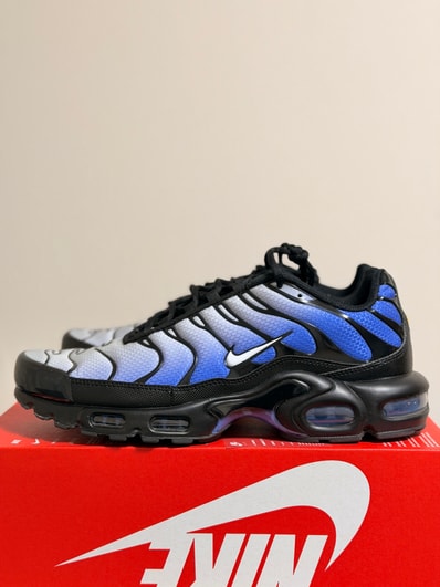 Nike Air Max Plus "Black/Sapphire"