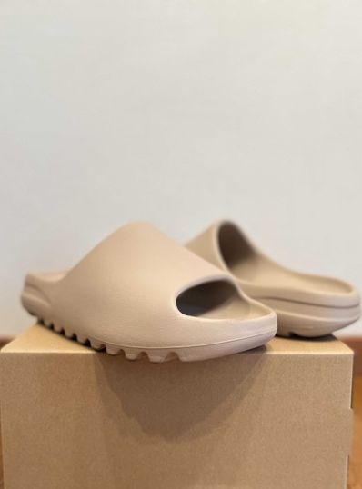 adidas YEEZY Slide "Pure" (GW1934)
