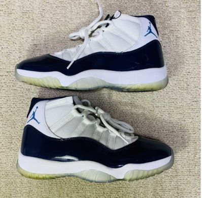 Nike Air Jordan 11 Retro "UNC Win Like 82"