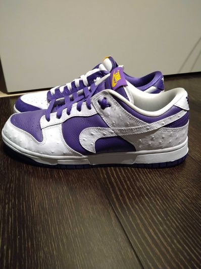 Nike Women's Dunk Low "Made You Look"