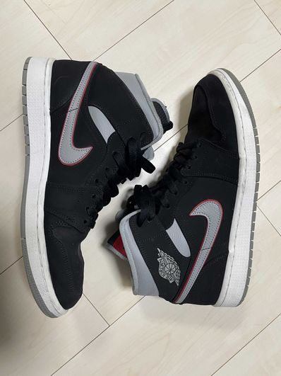 Nike Air Jordan 1 Mid