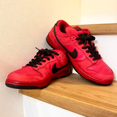 NIKE SB DUNK LOW "PURE BLOOD"