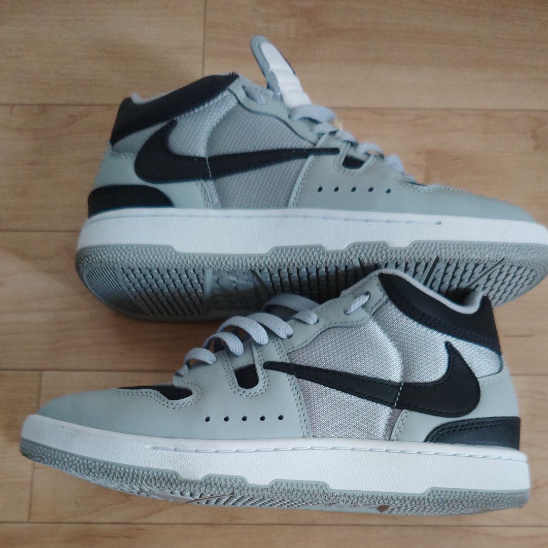 Travis Scott Cactus Jack × Nike Attack (Mac Attack) "Light Smoke Grey"