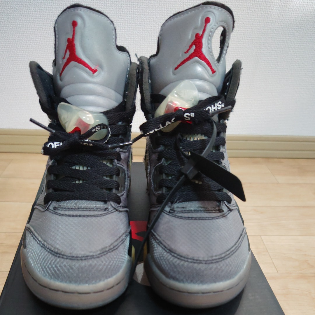 Off-White × Nike Air Jordan 5 "Black/Muslin/Fire Red"