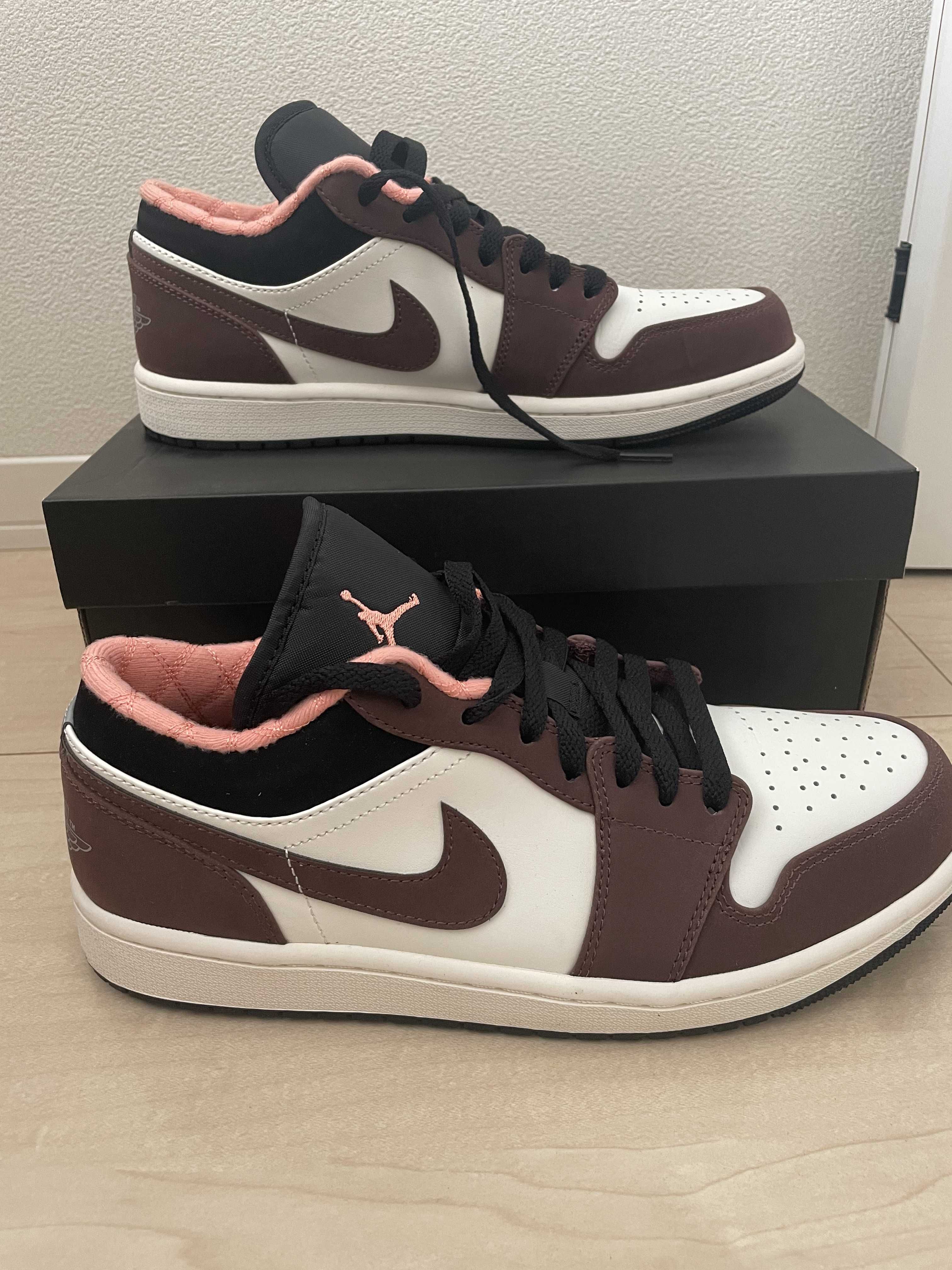 Nike Air Jordan 1 Low SE "Light Chocolate" / "Mocha Brown"