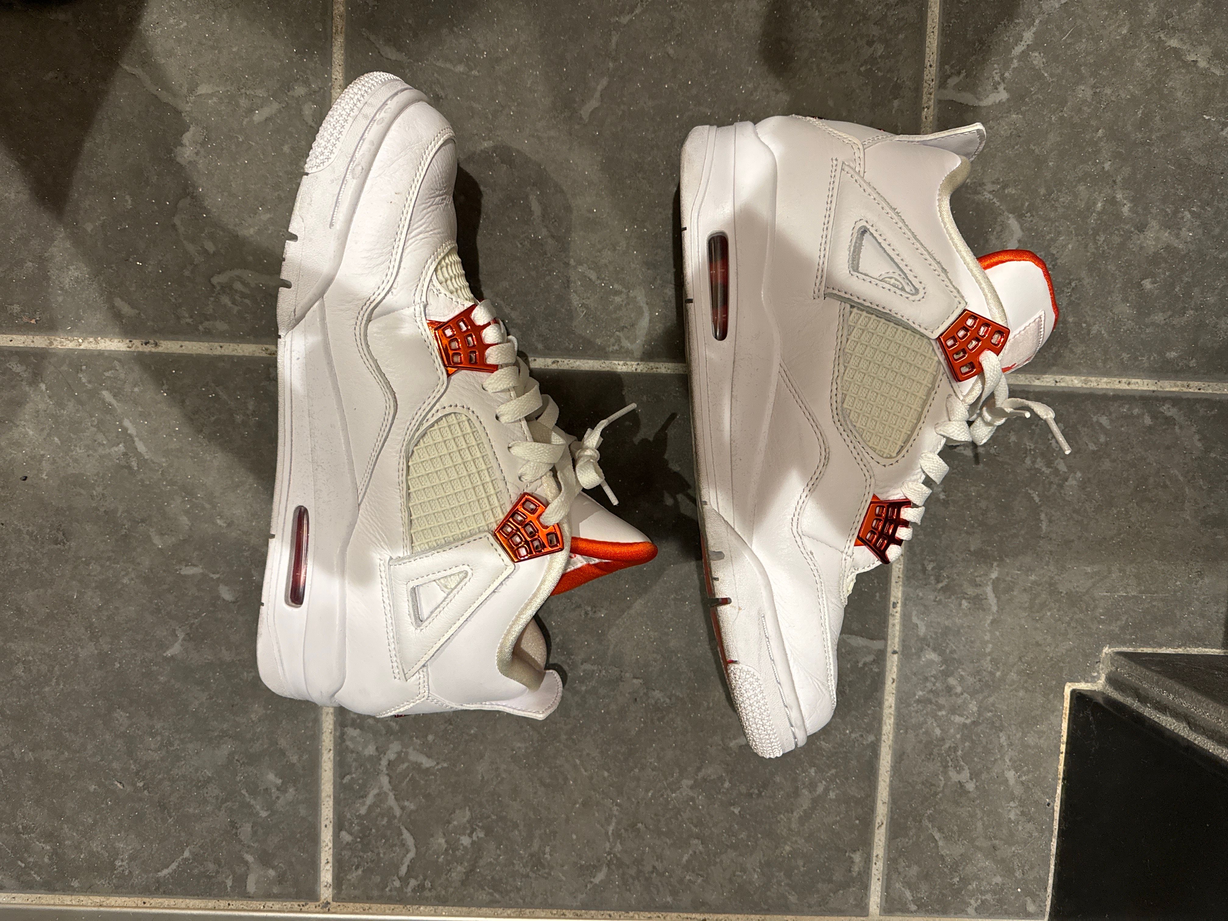 Nike Air Jordan 4 Retro "White/Team Orange"