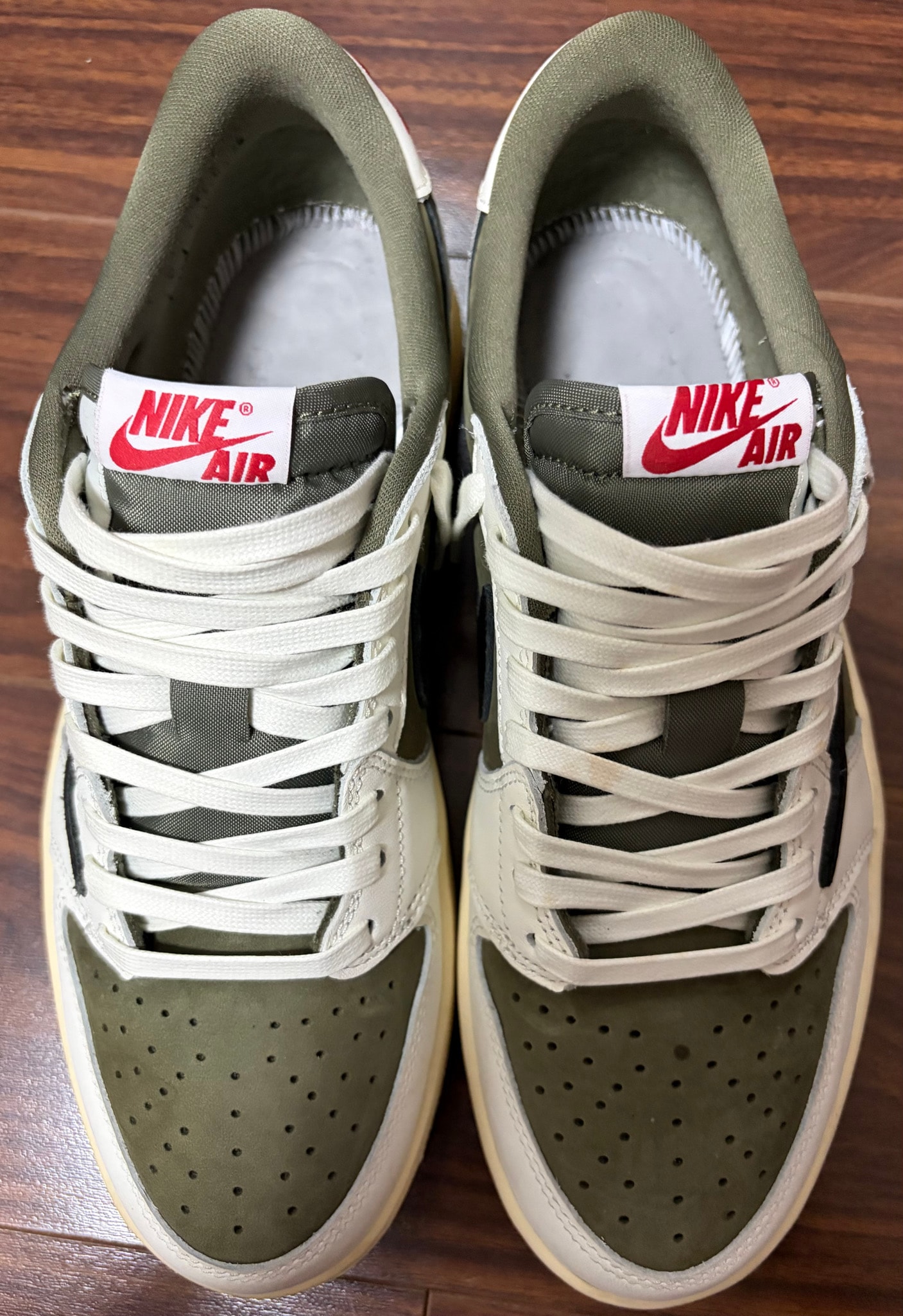 Travis Scott × Nike Air Jordan 1 Low OG SP "Reverse Olive"