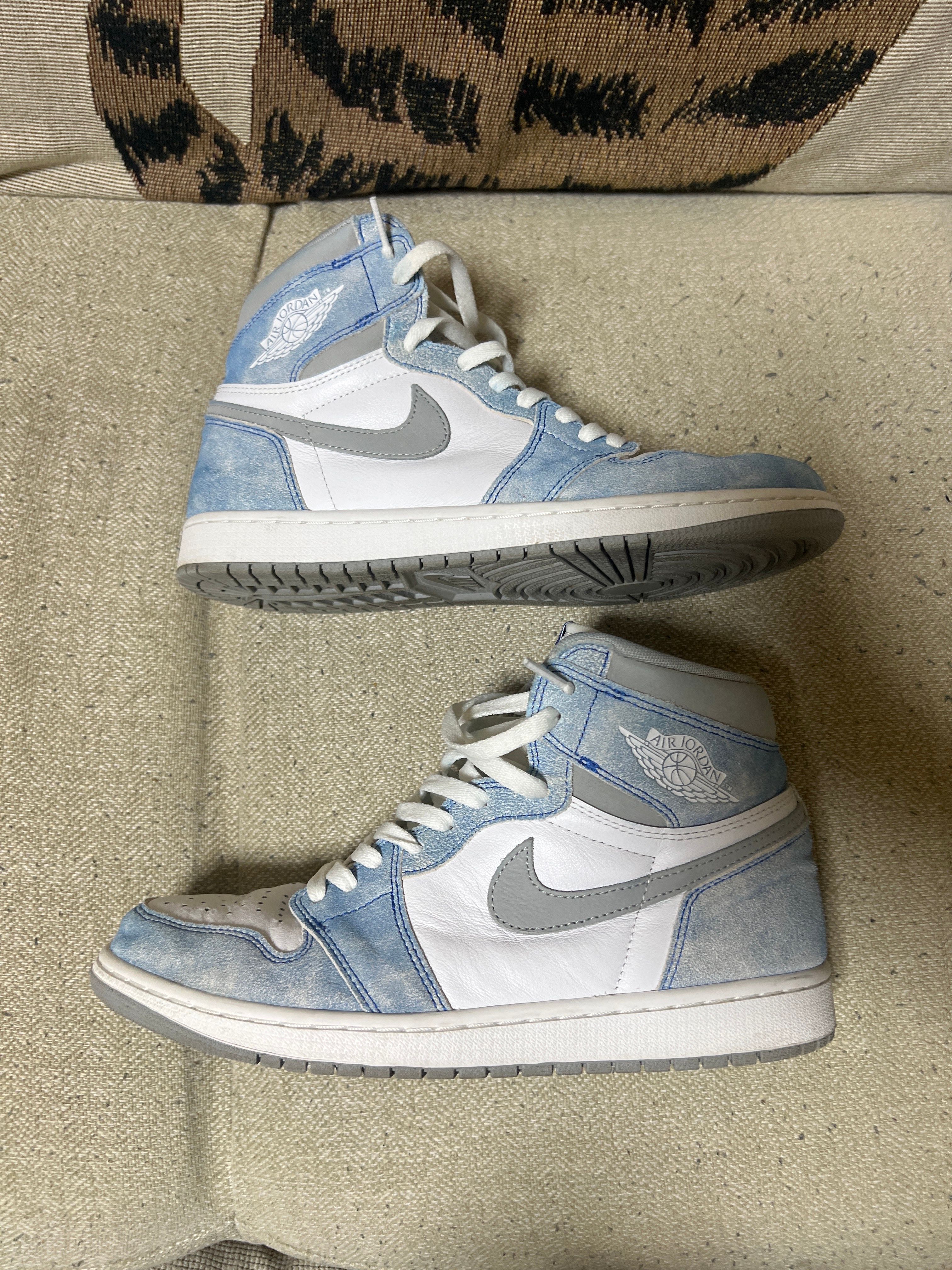 Nike Air Jordan 1 High OG "Hyper Royal"