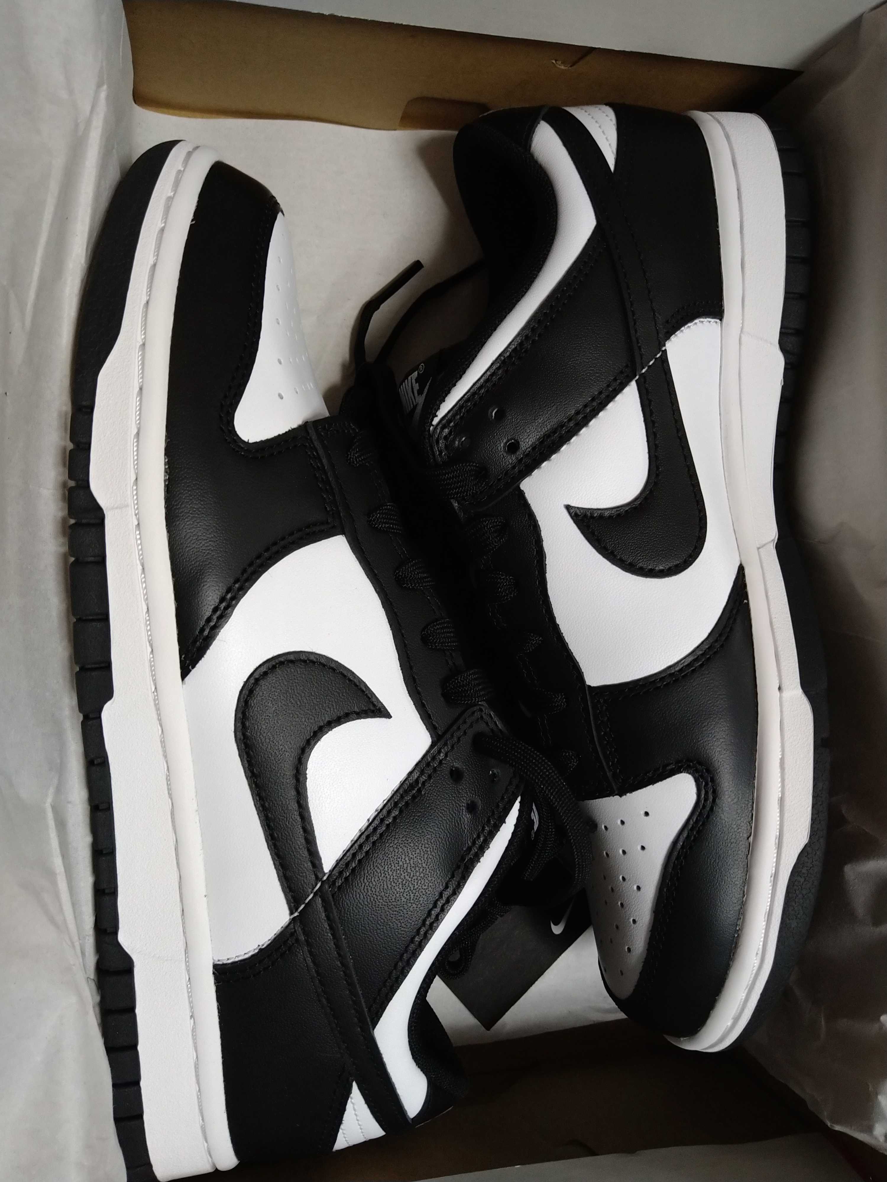 Nike Dunk Low Retro "Panda/White/Black"