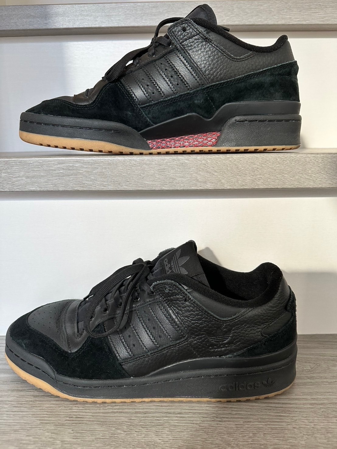アディダス フォーラム 84 ロー"ブラック"