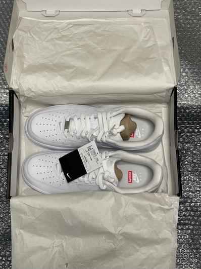 Supreme × Nike Air Force 1 Low "White"