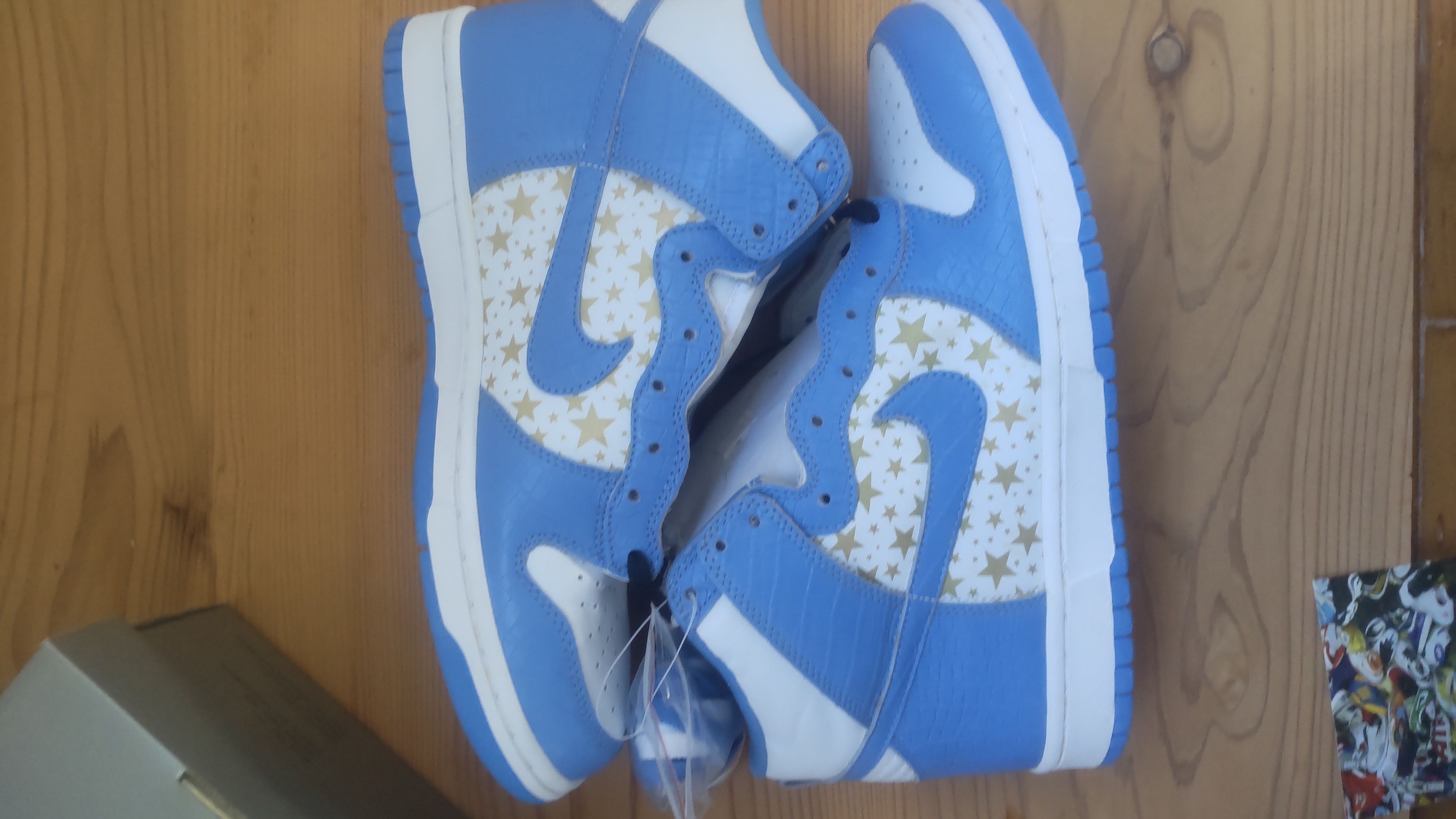 Supreme × Nike SB Dunk High "Blue Stars"