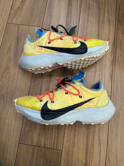 Off-White × Nike Women's Vapor Street "Tour Yellow"