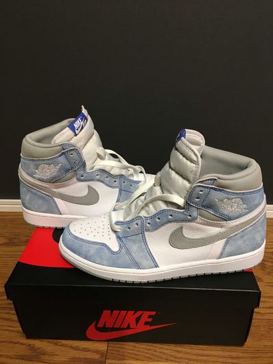 Nike Air Jordan 1 High OG "Hyper Royal"