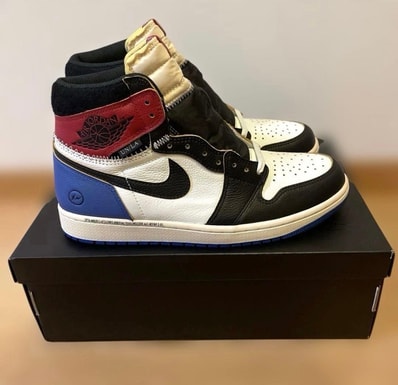 fragment design × UNION × Nike Air Jordan 1 High OG "Black/Varsity Red"