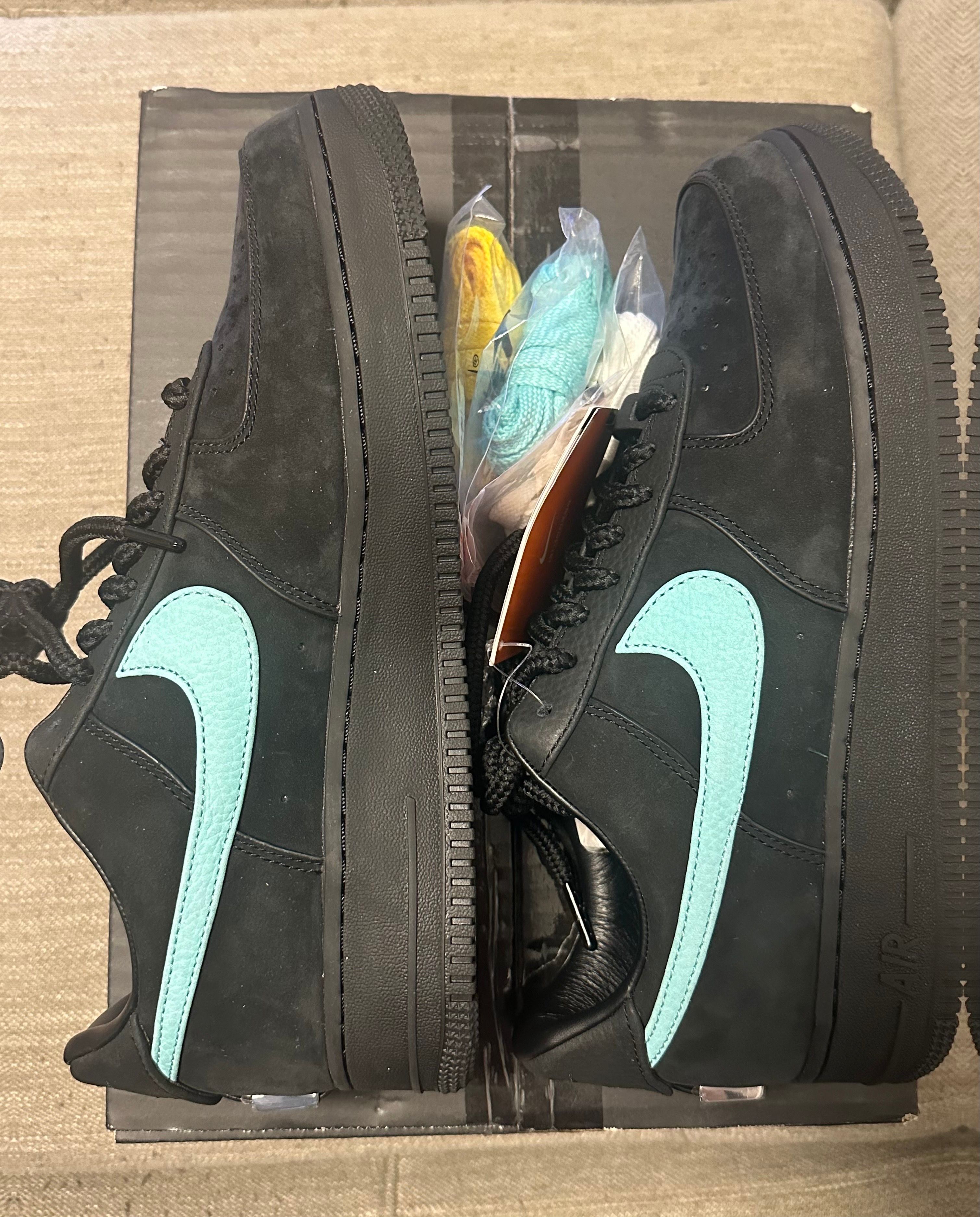 Tiffany & Co. × Nike Air Force 1 Low "1837"