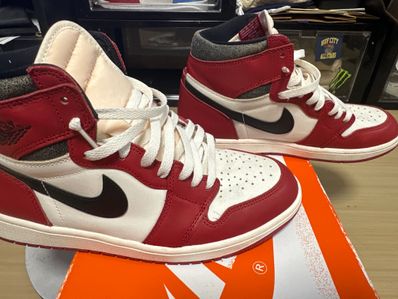 Nike Air Jordan 1 High OG "Lost & Found/Chicago"