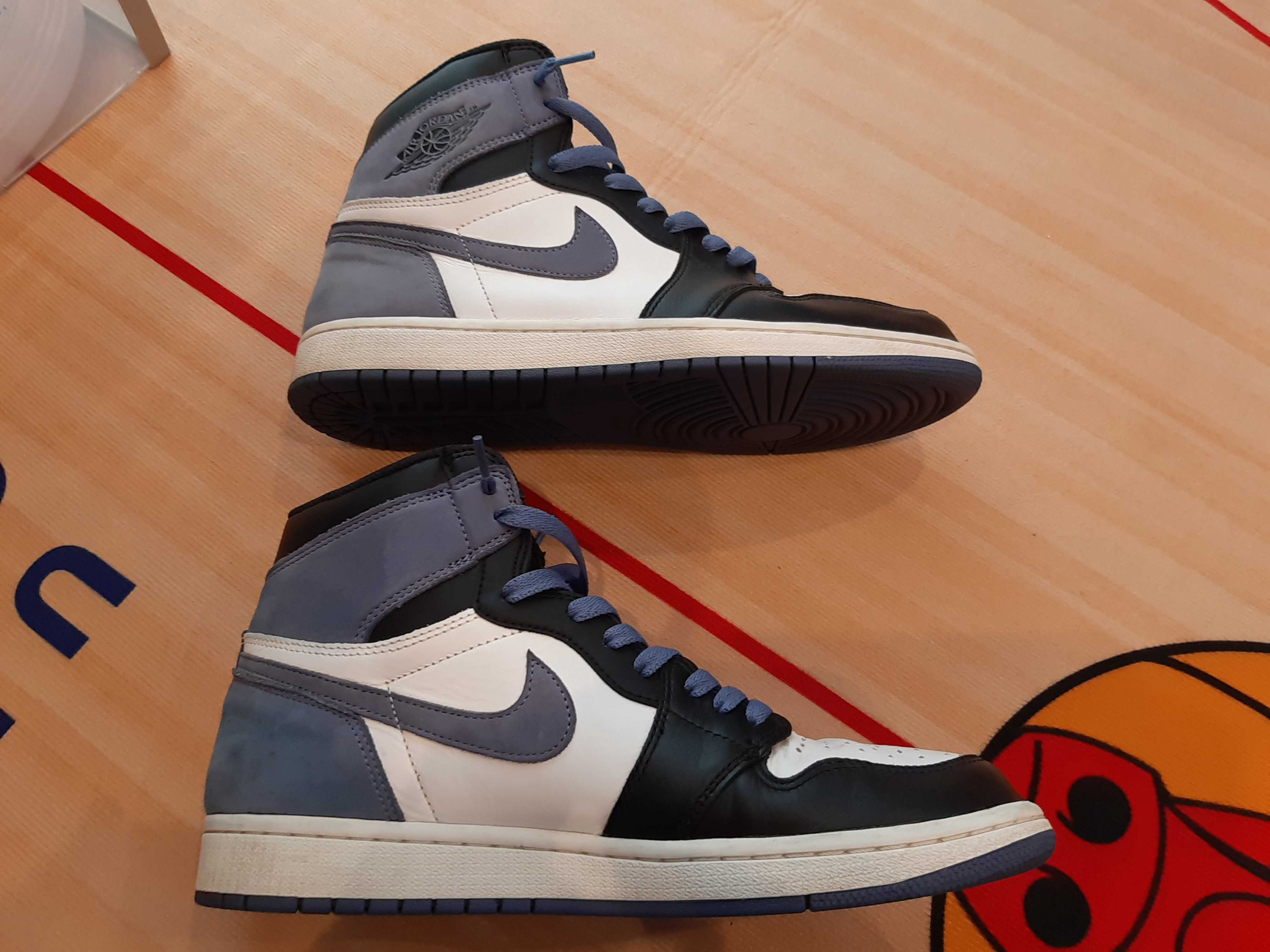 Nike Air Jordan 1 Retro High "Blue Moon"