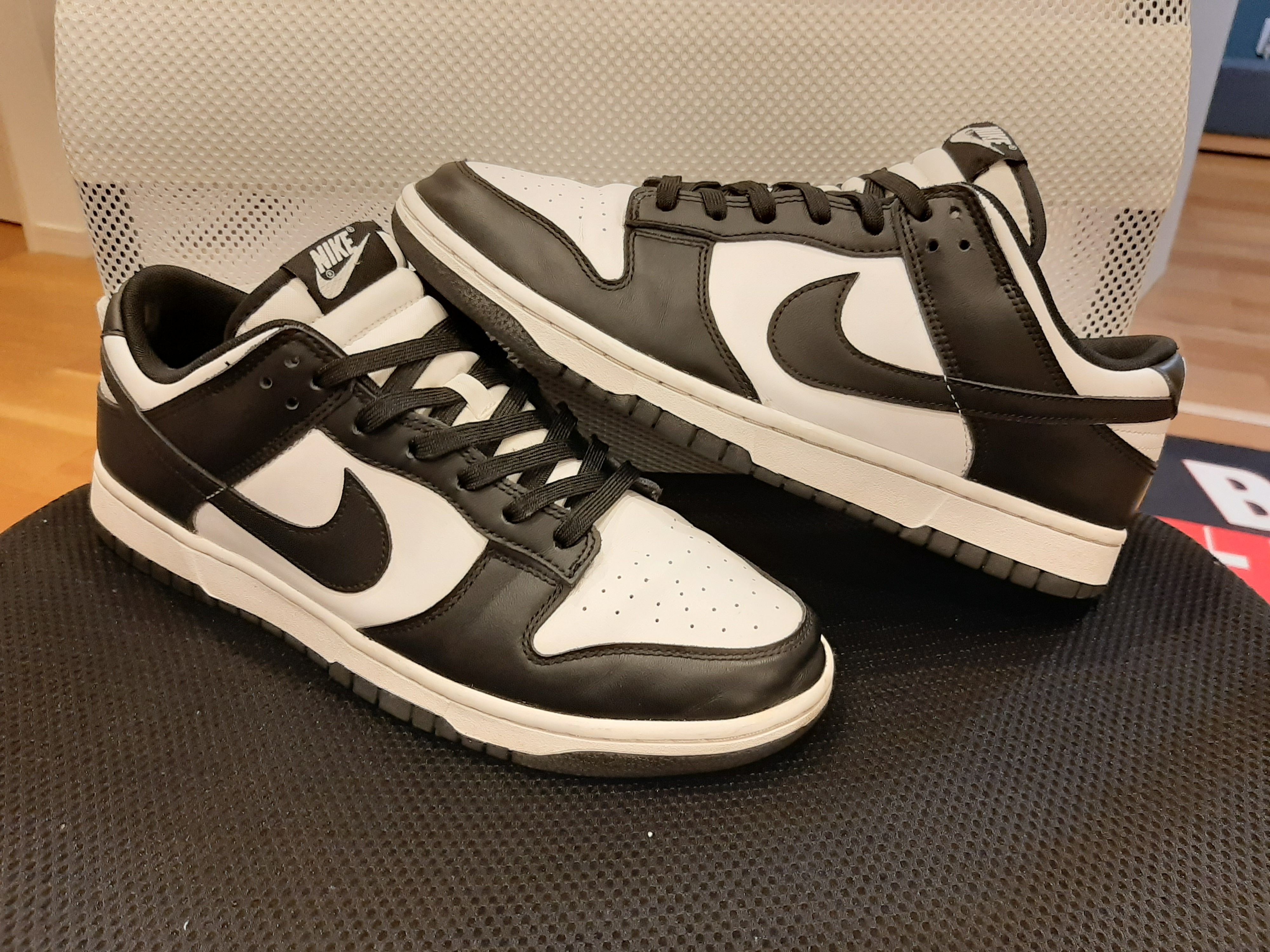 Nike Dunk Low Retro "Panda/White/Black"