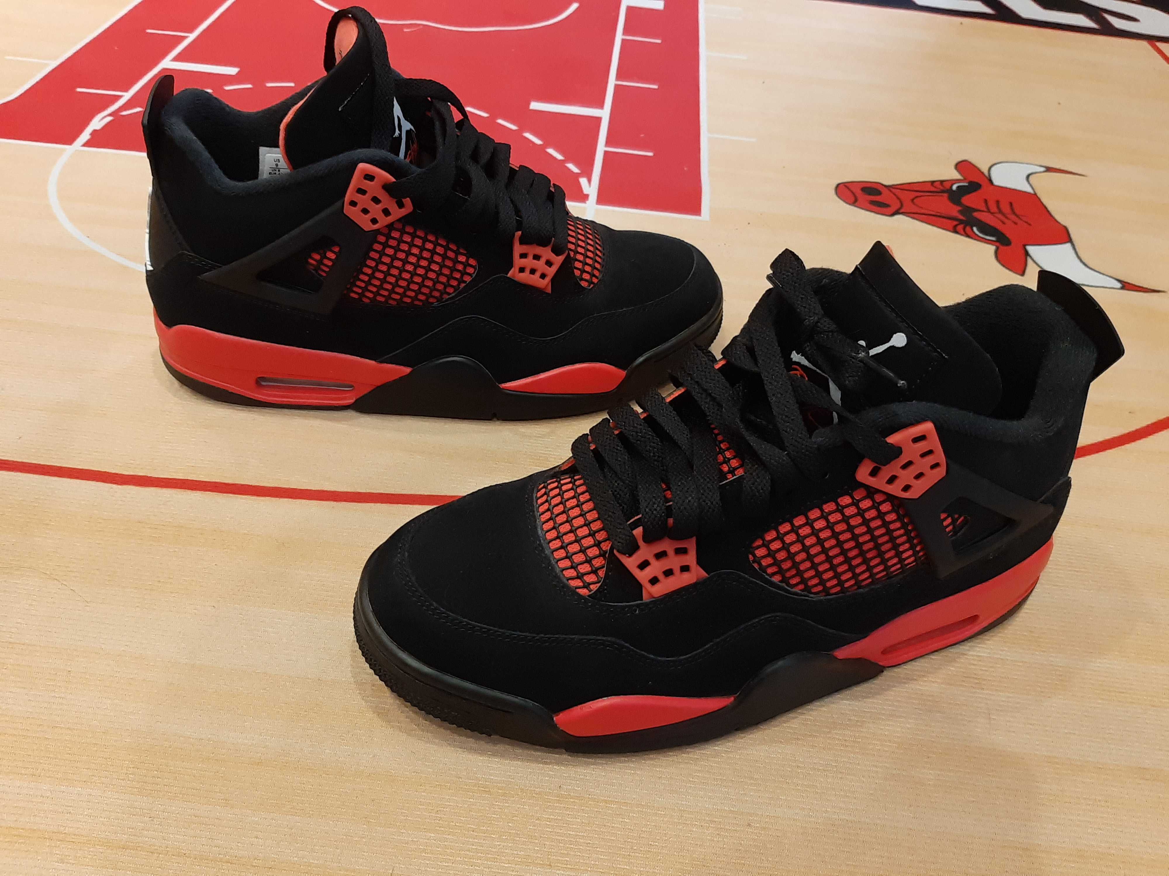 Nike Air Jordan 4 "Red Thunder/Crimson"