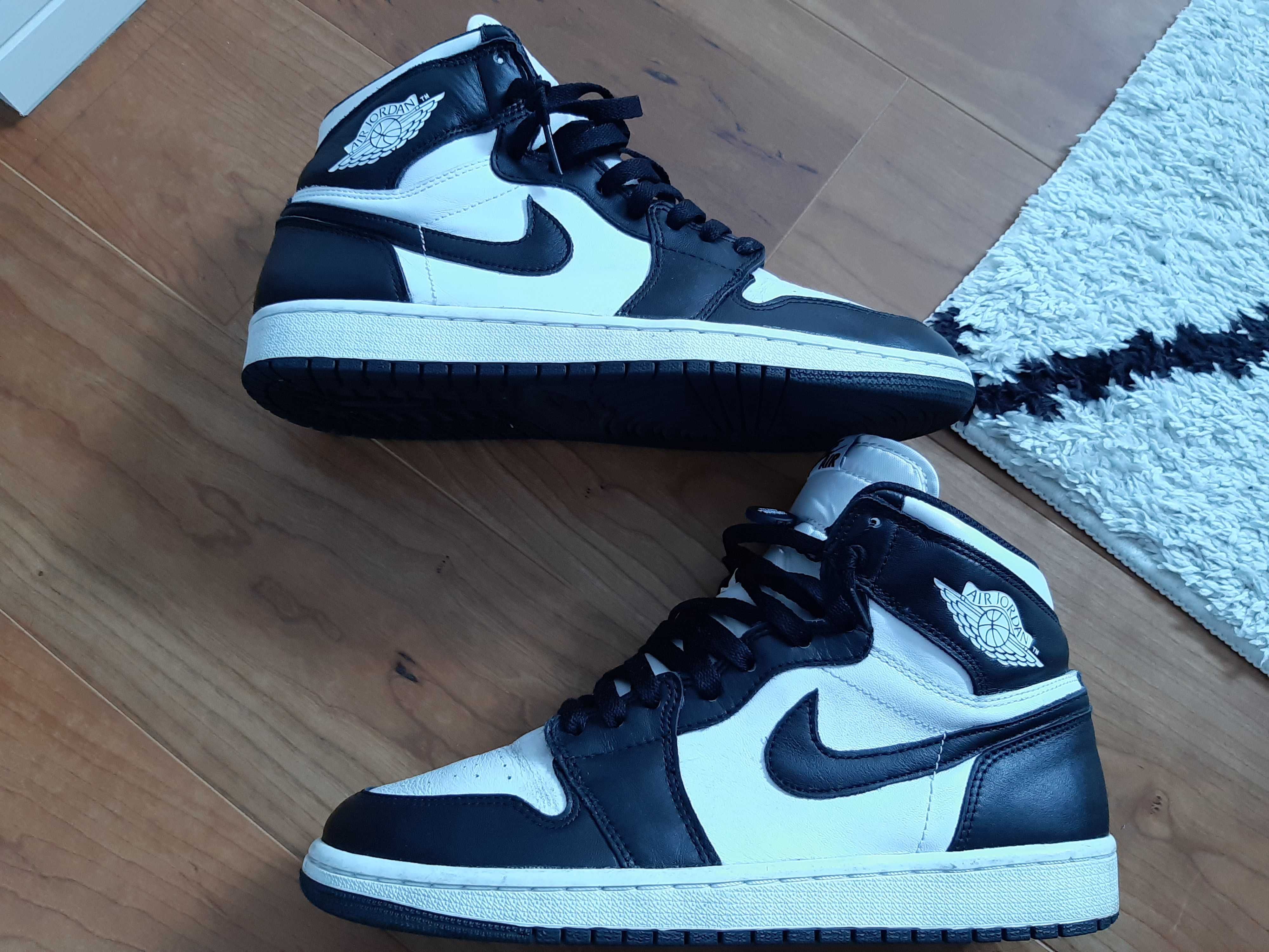 Nike Air Jordan 1 Retro High OG "Black/White" (2014)