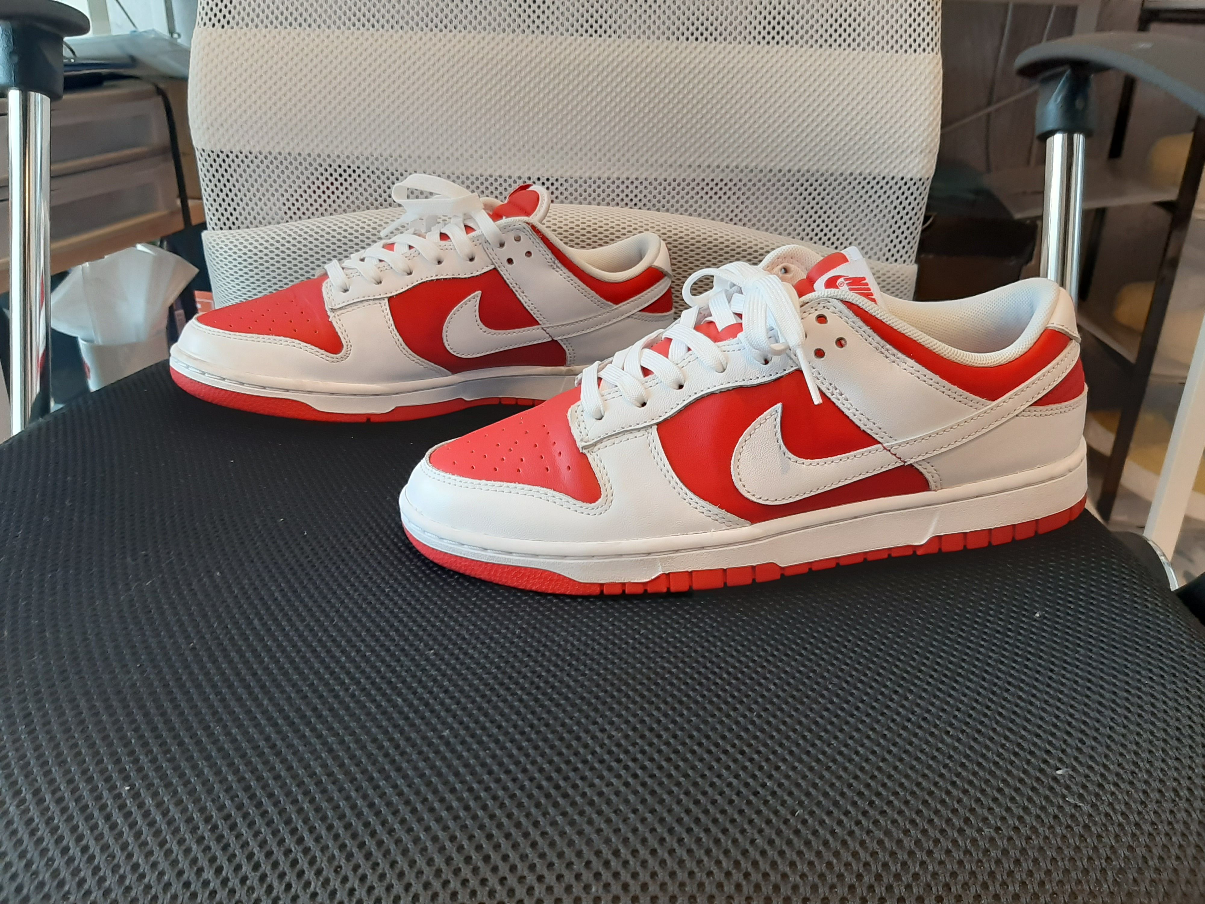 Nike Dunk Low Retro "Championship Red"
