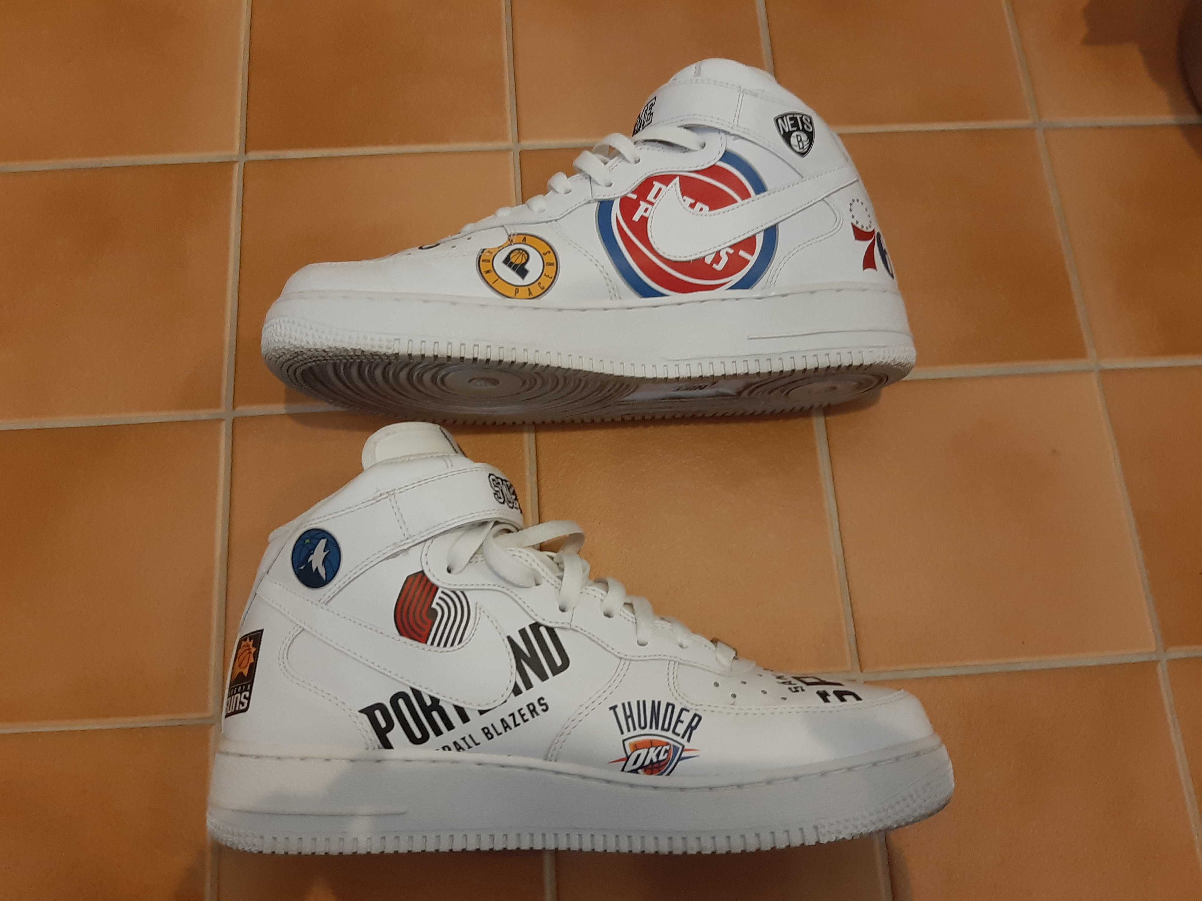 Supreme × NBA × Nike Air Force 1 Mid '07 "White"