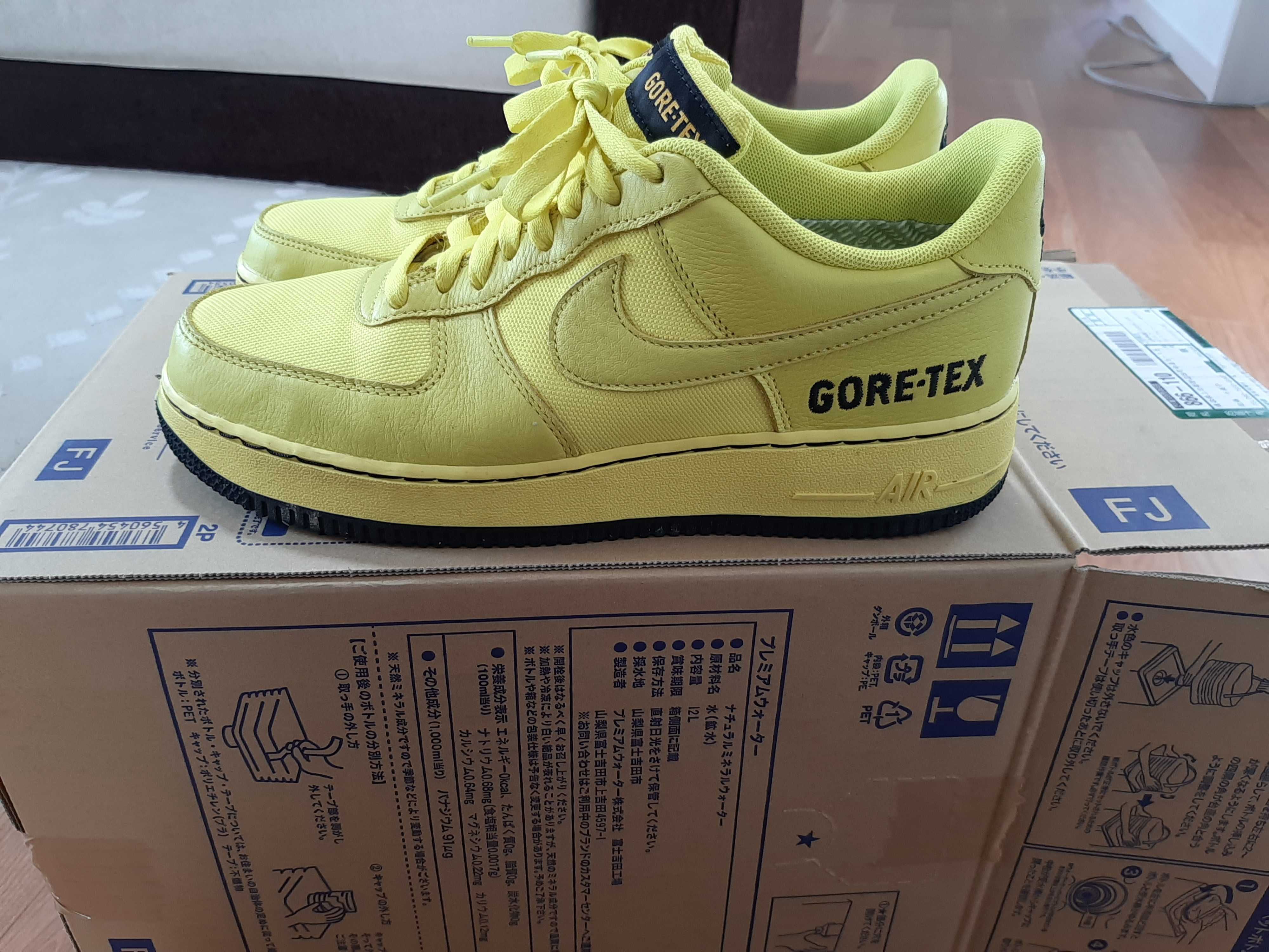 Nike Air Force 1 Low Gore-Tex "Dynamic Yellow"