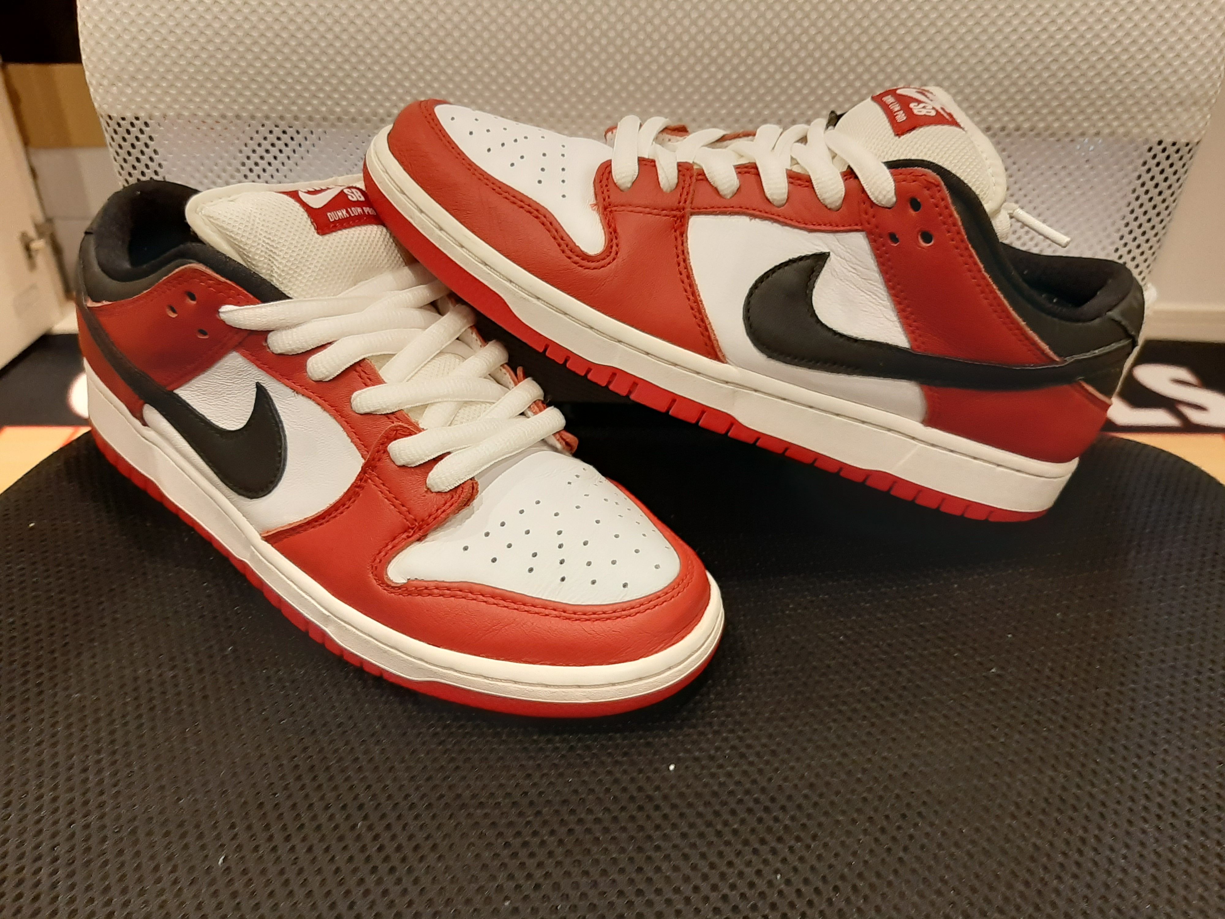 Nike SB Dunk Low Pro "J-Pack Chicago/Varsity Red and White"